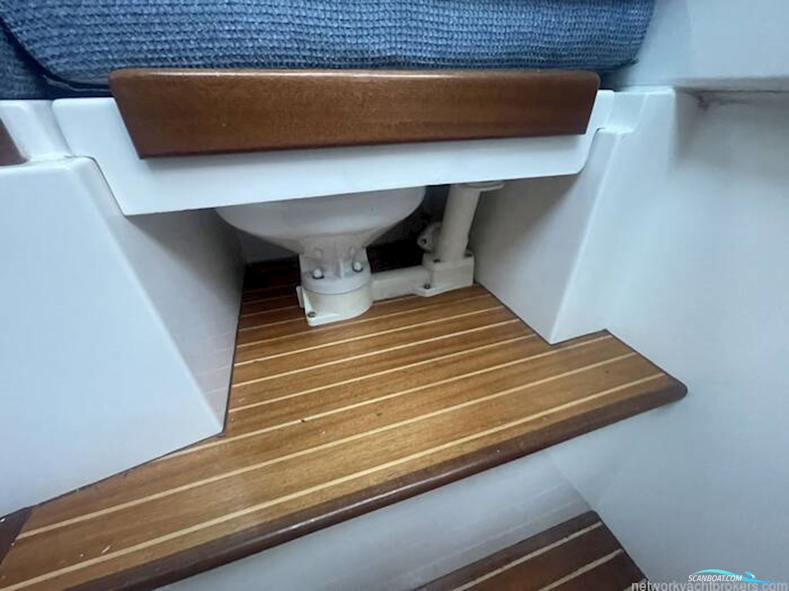 Galeon Galia 700 Walk-Around Sport Fisher