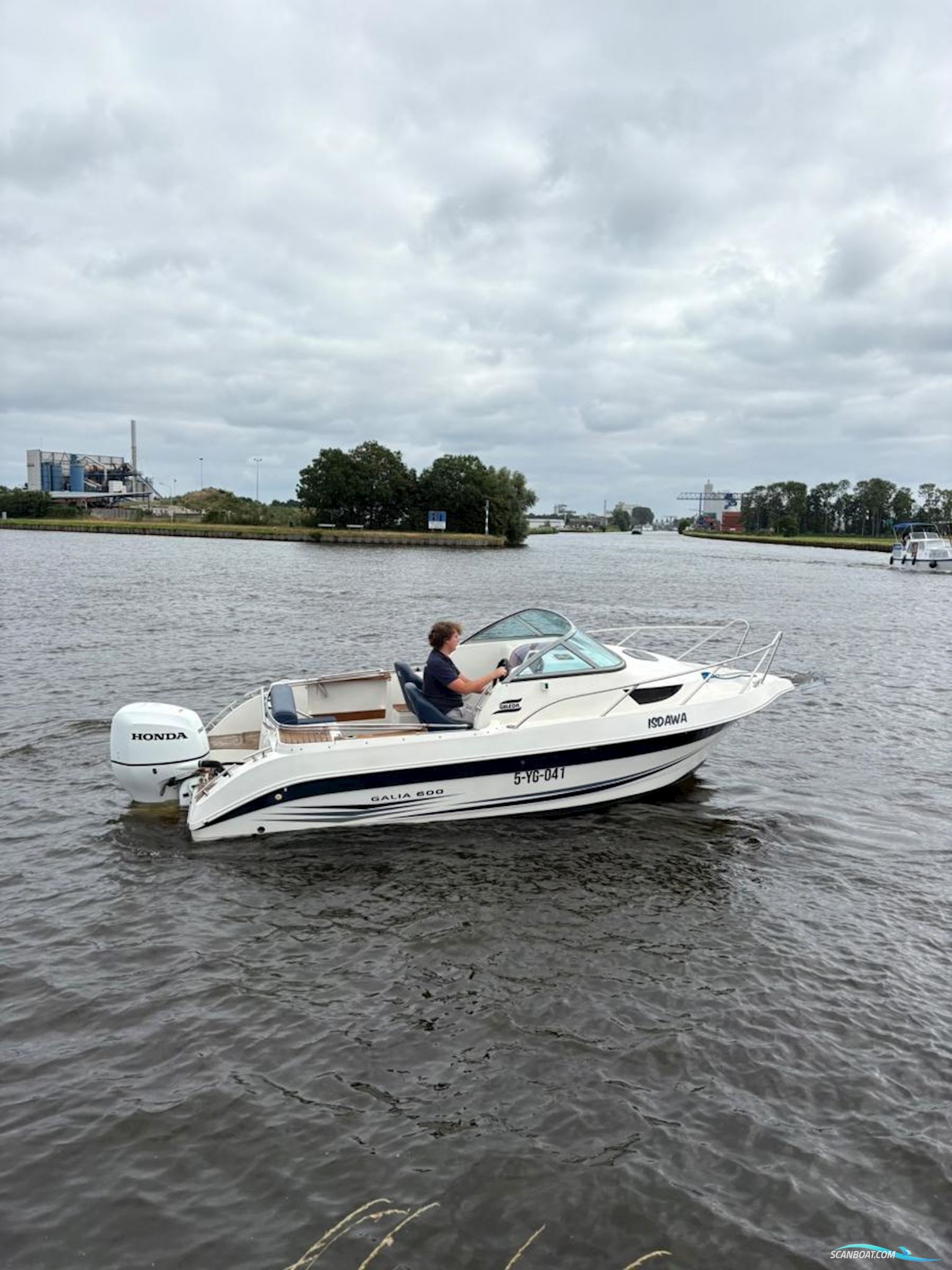 Galia Galeon 600