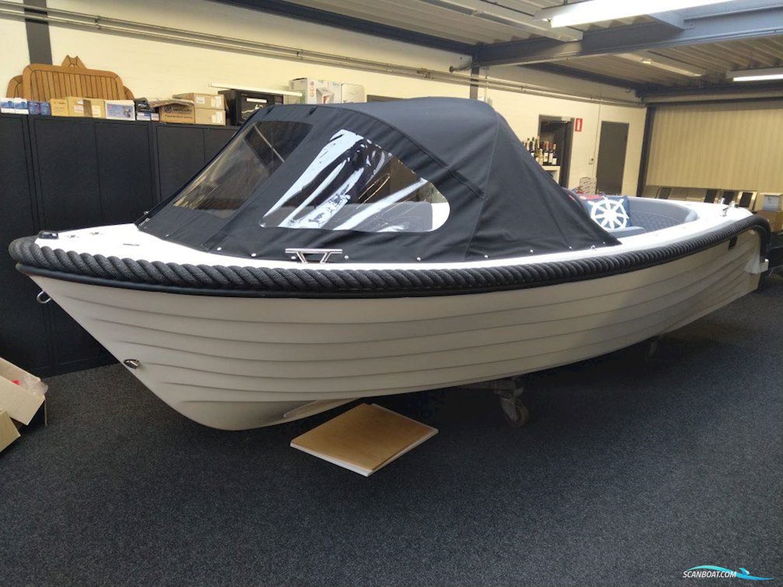 Gentle 590T Motorbåd 2023, med Honda motor, Holland