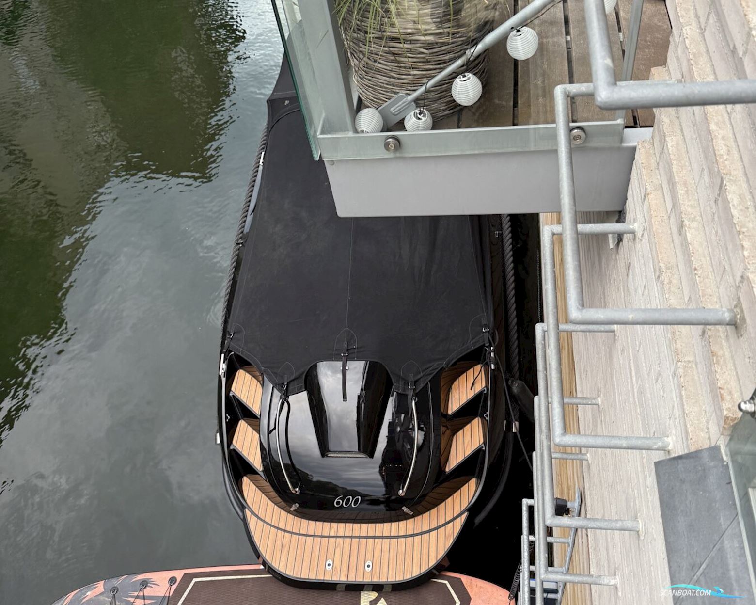 Gentleman’s Launch 600 XL