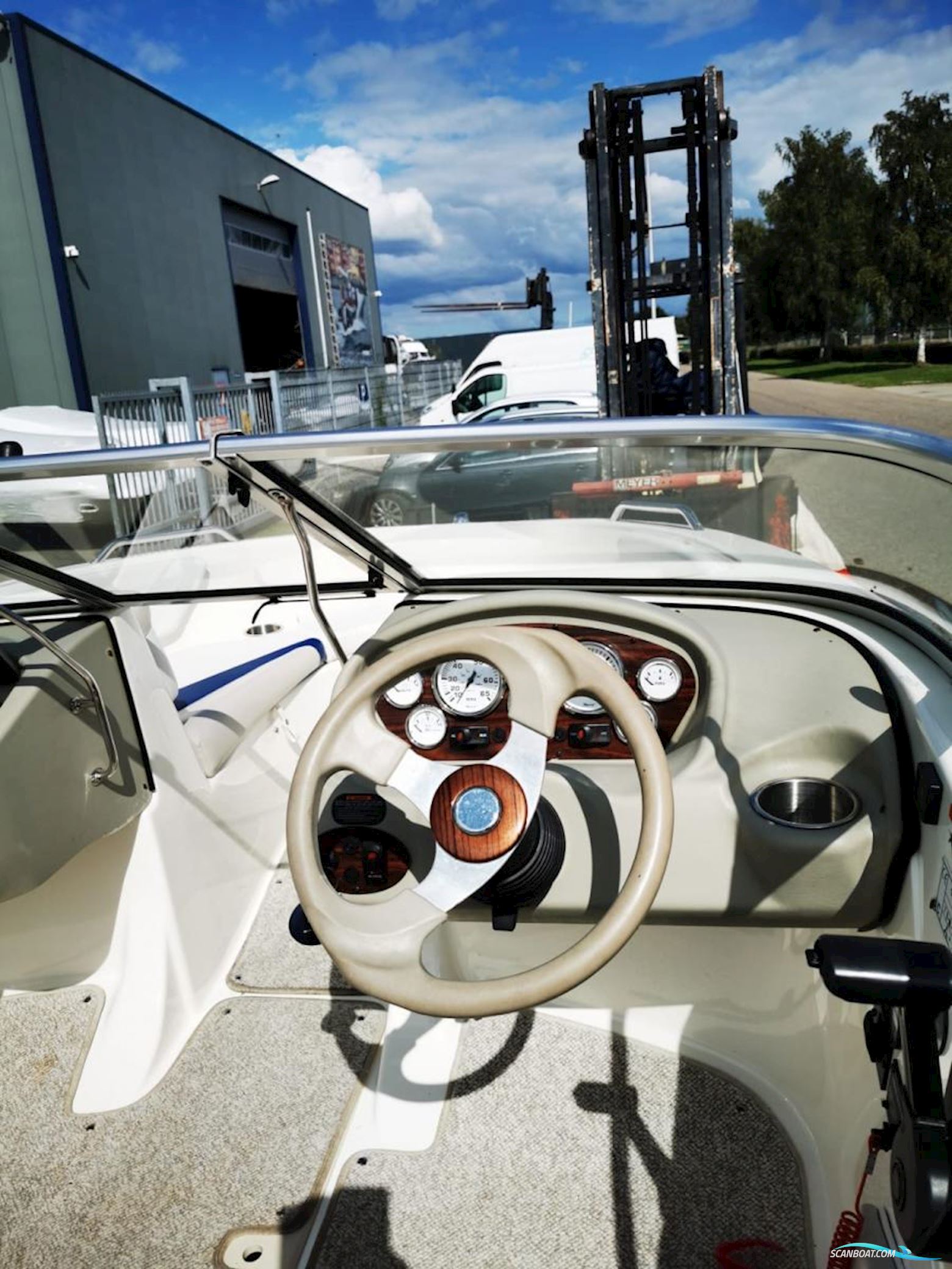 Glastron  GT 185