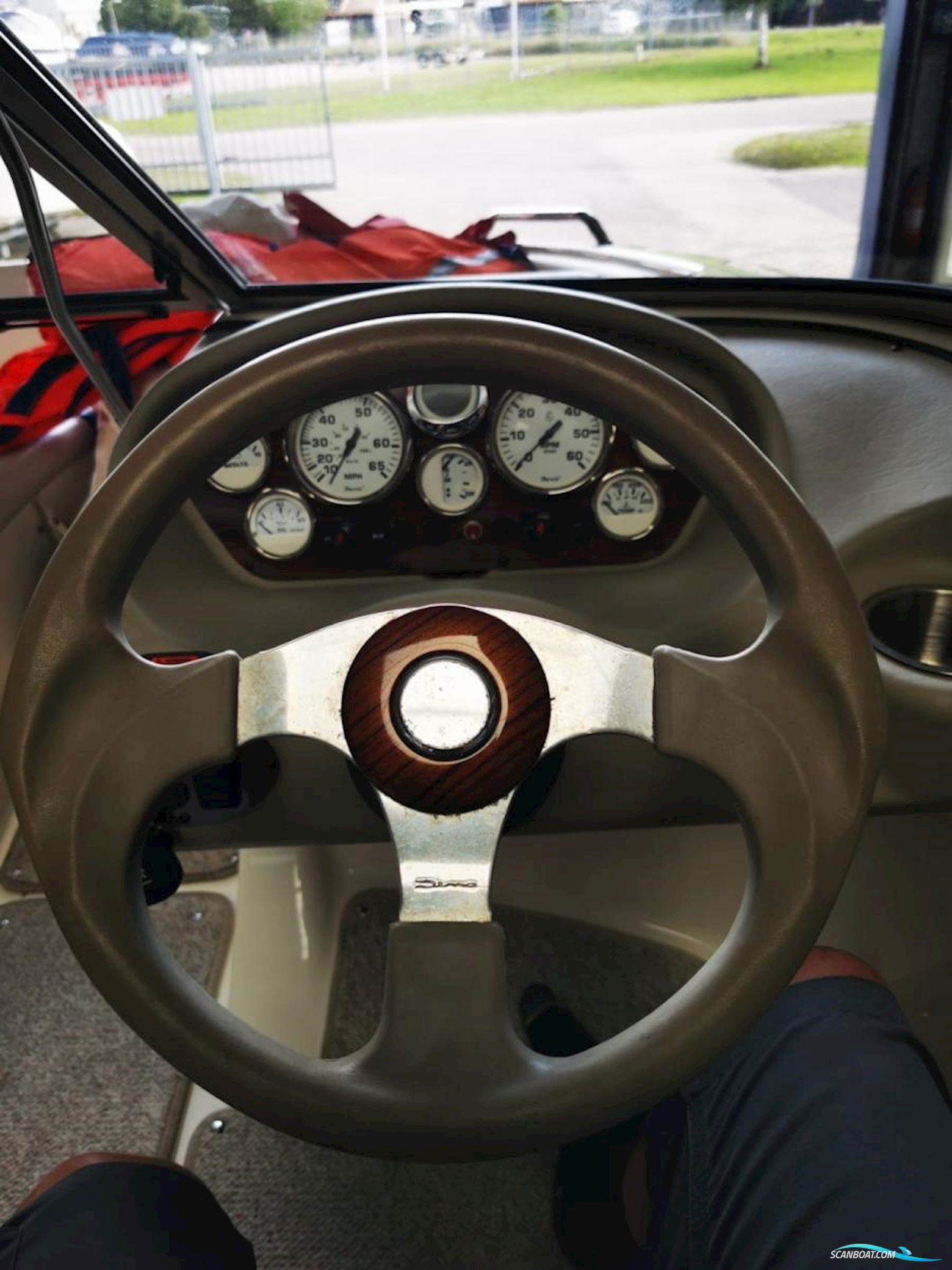 Glastron  GT 185
