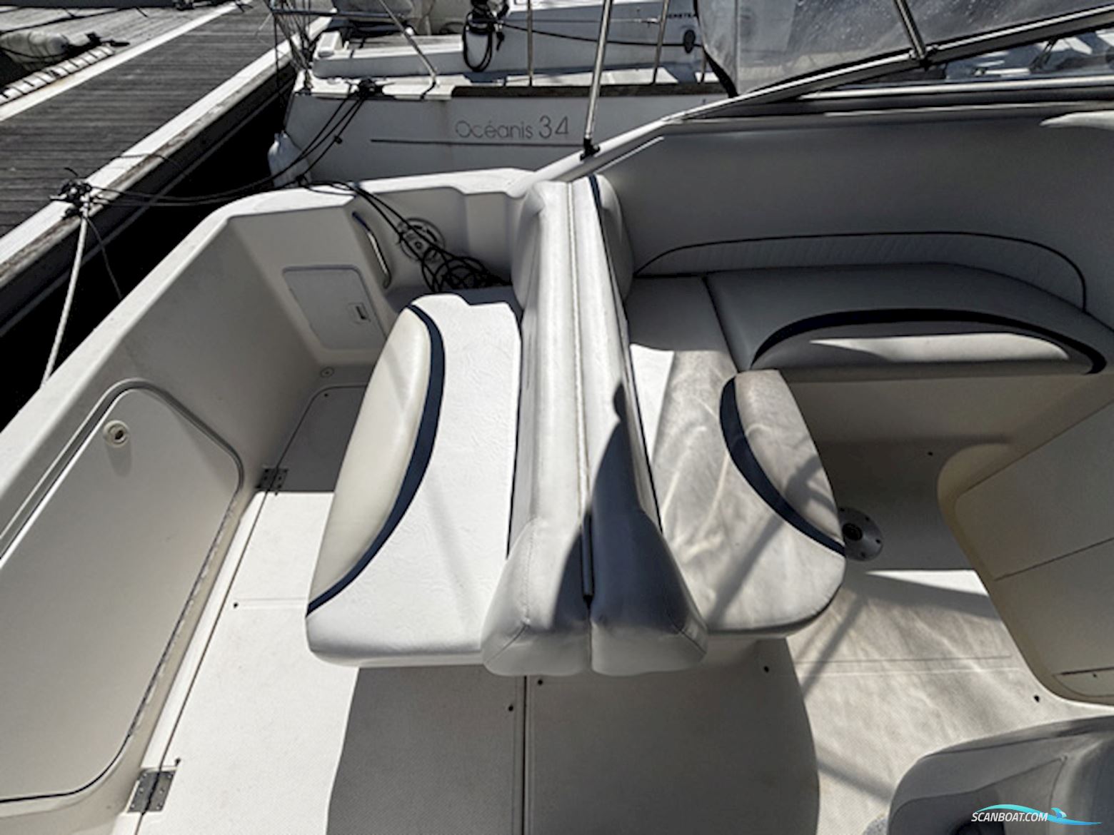 Glastron 249 GT
