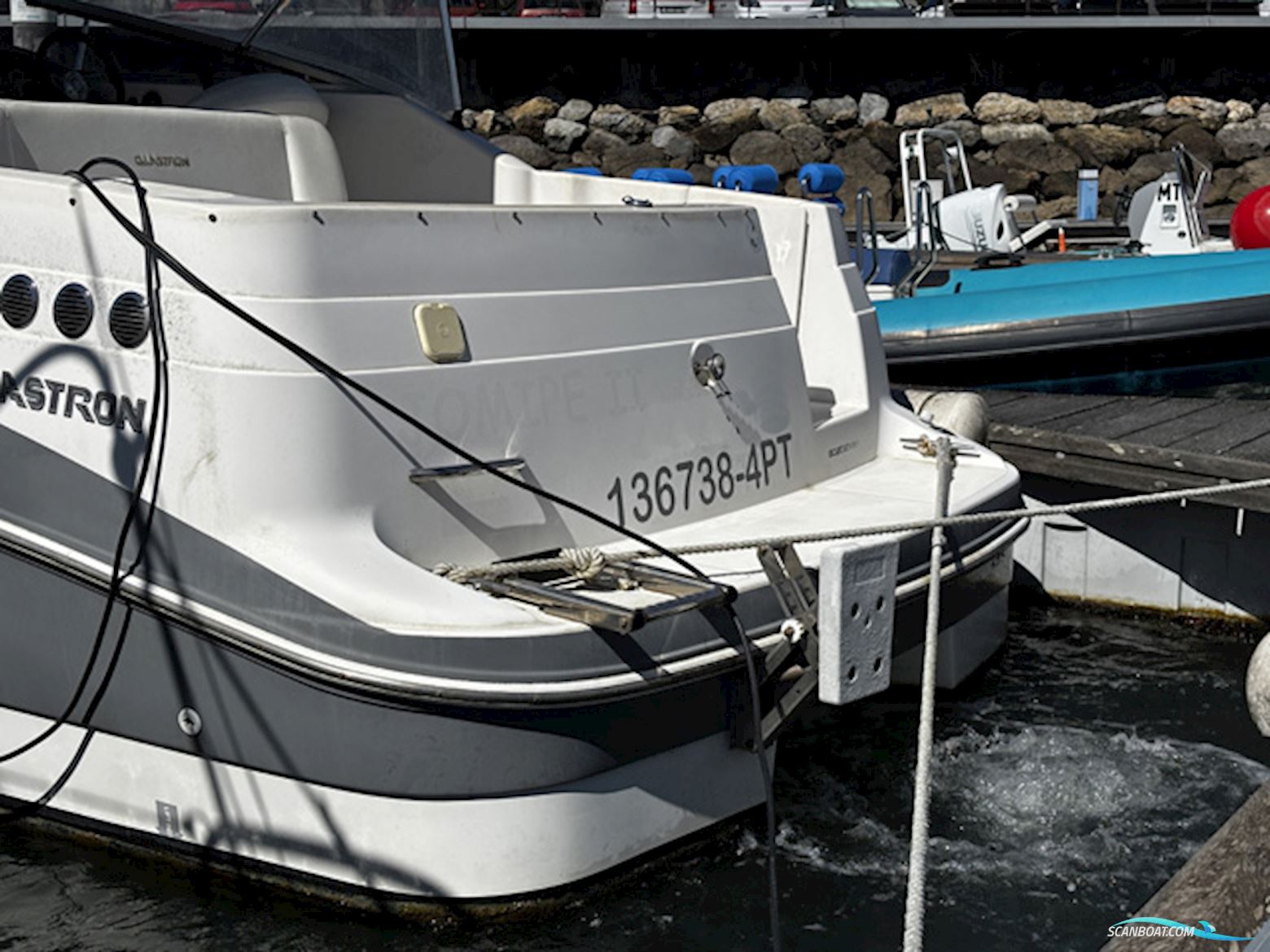 Glastron 249 GT