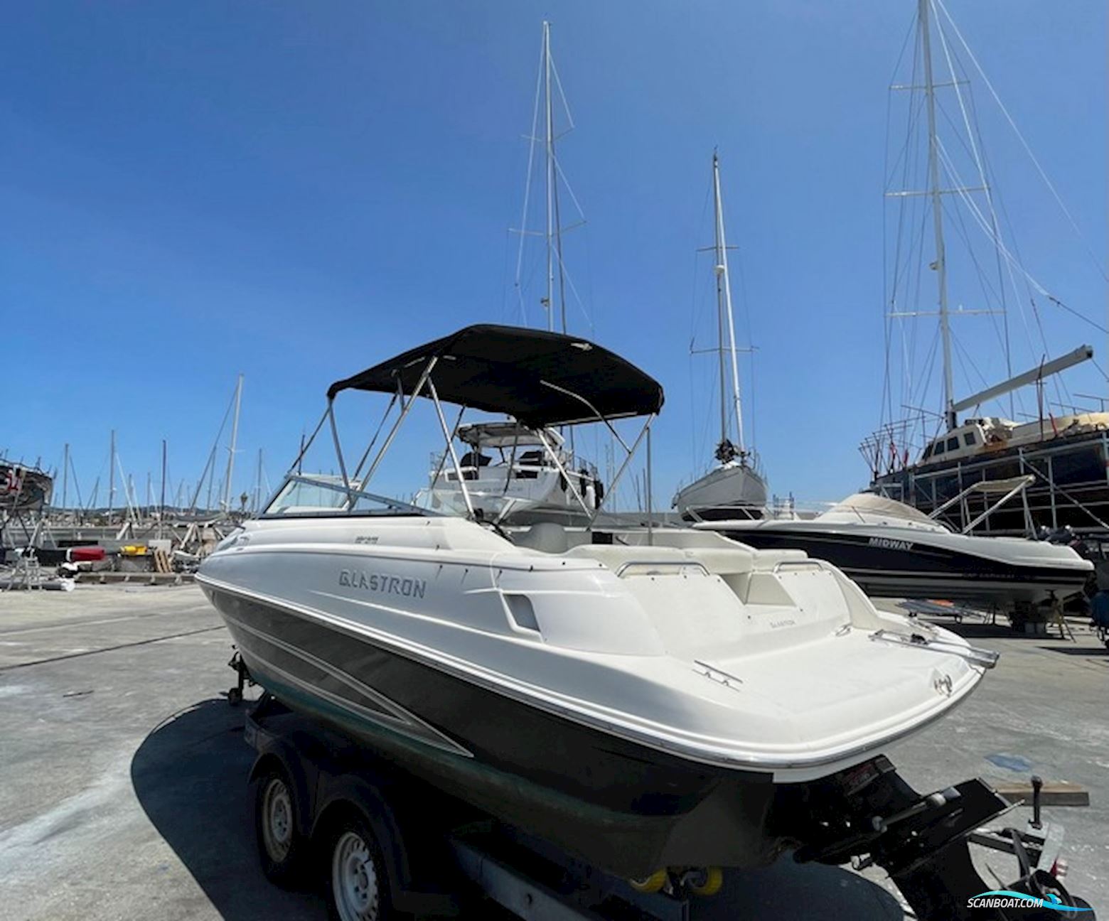Glastron GS 219