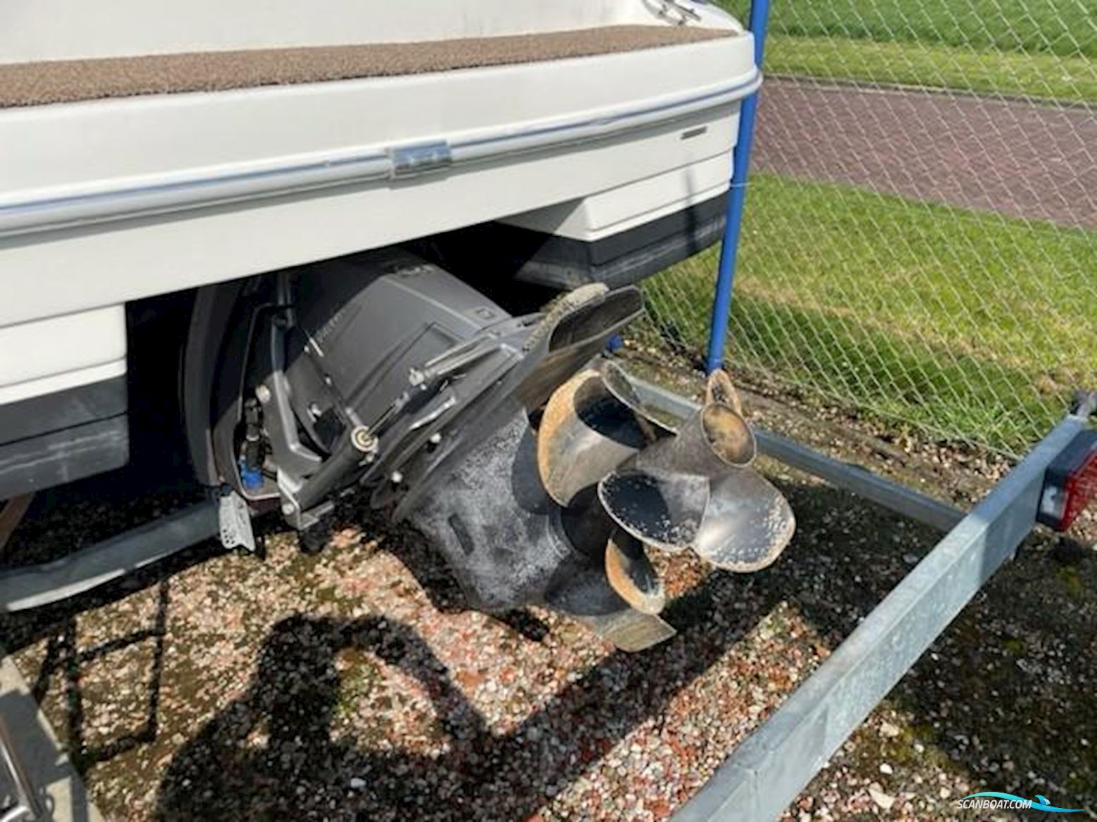 Glastron GS 249 Volvo D3 Diesel