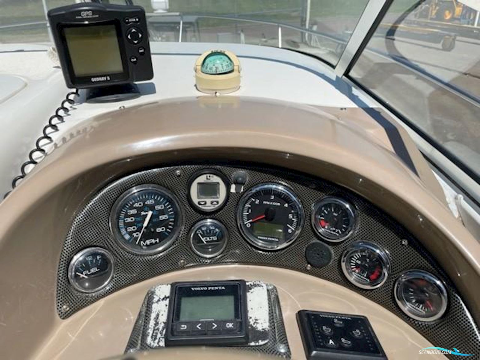 Glastron GS 249 Volvo D3 Diesel