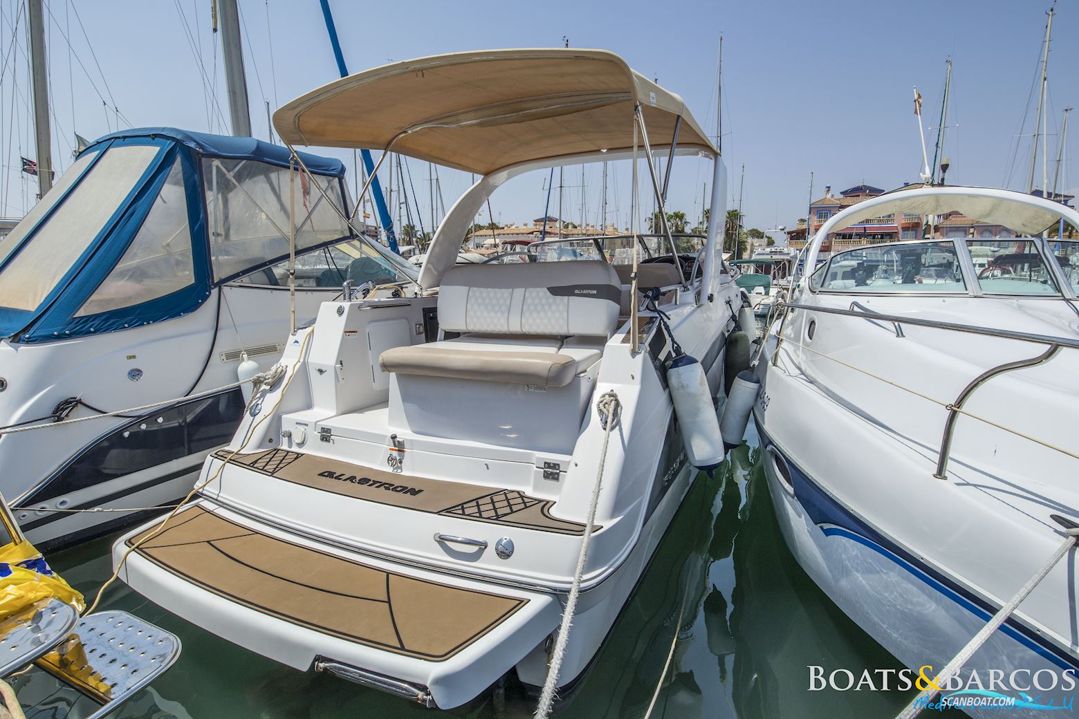 Glastron GS 259 Motorbåd 2018, med Mercruiser motor, Spanien