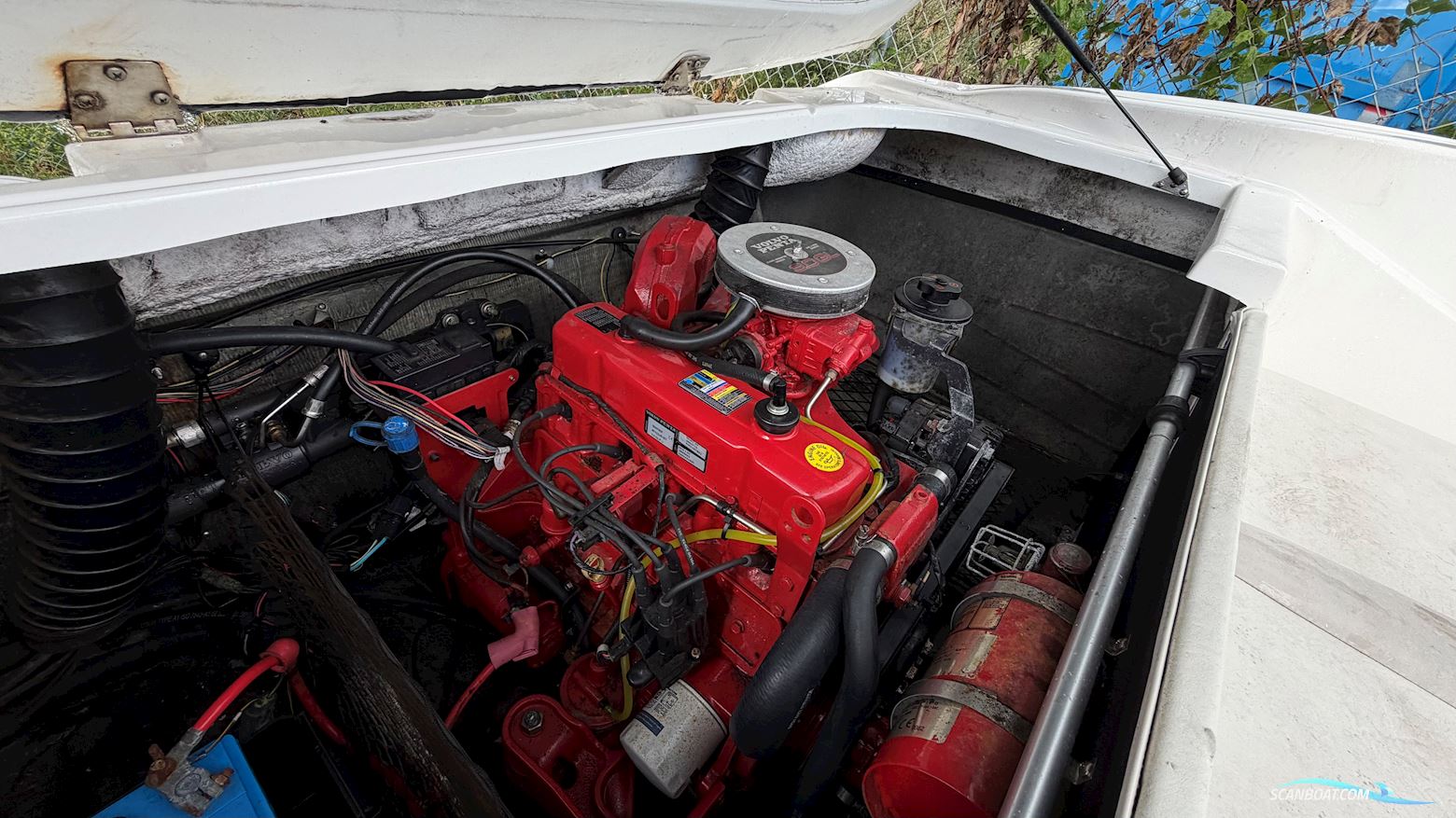 Glastron GT 185