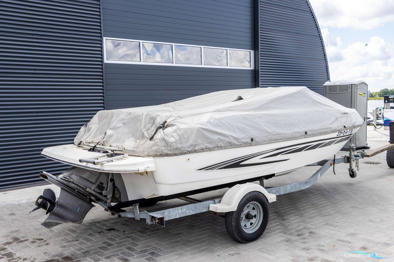 Glastron GT 185