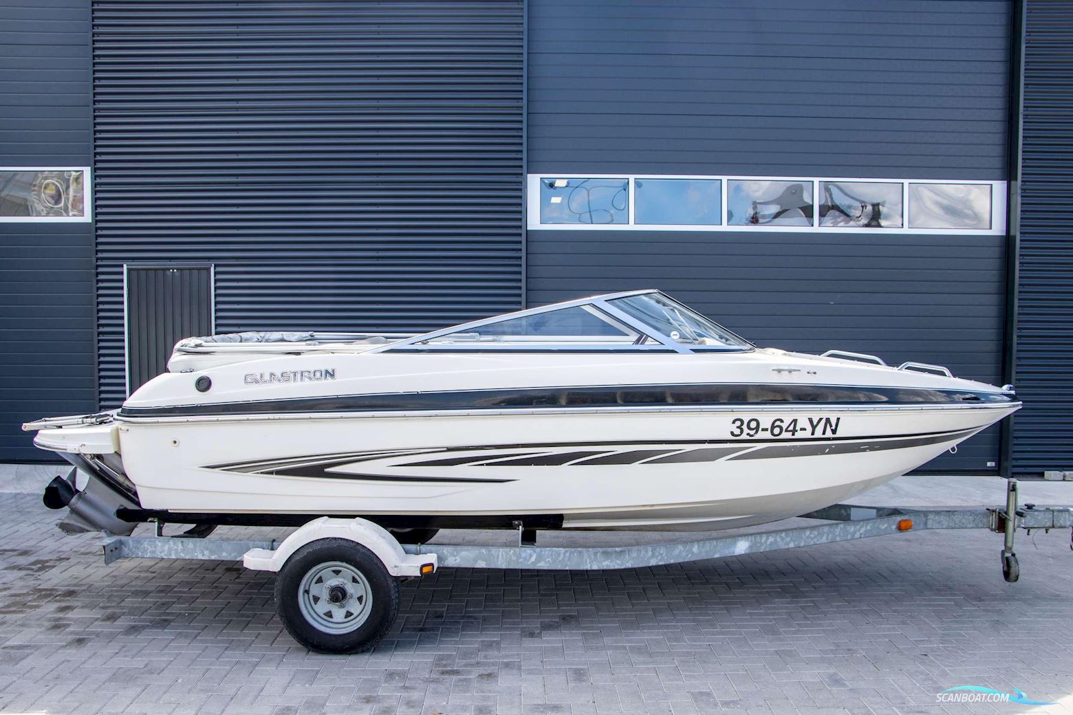 Glastron GT 185