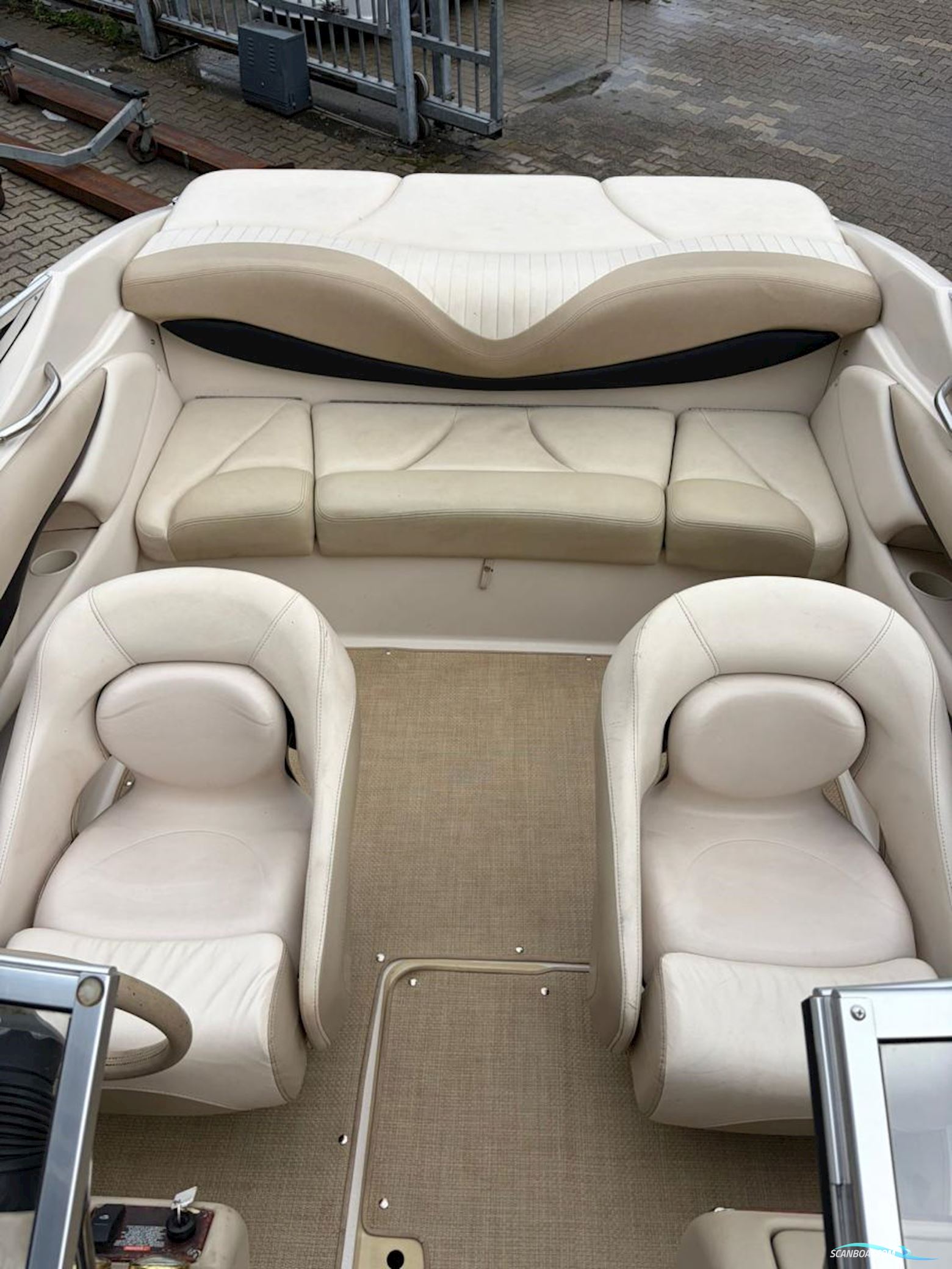 Glastron GX185 Bowrider