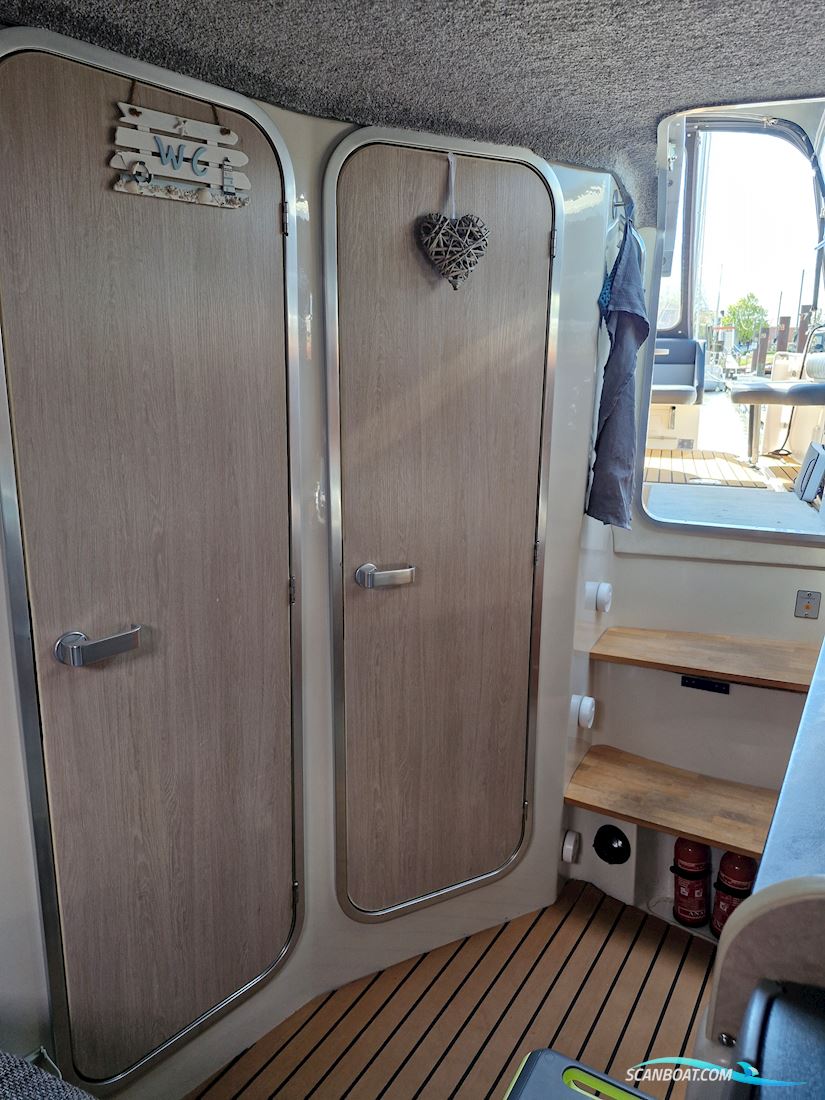 Gobbi 27 Cabin