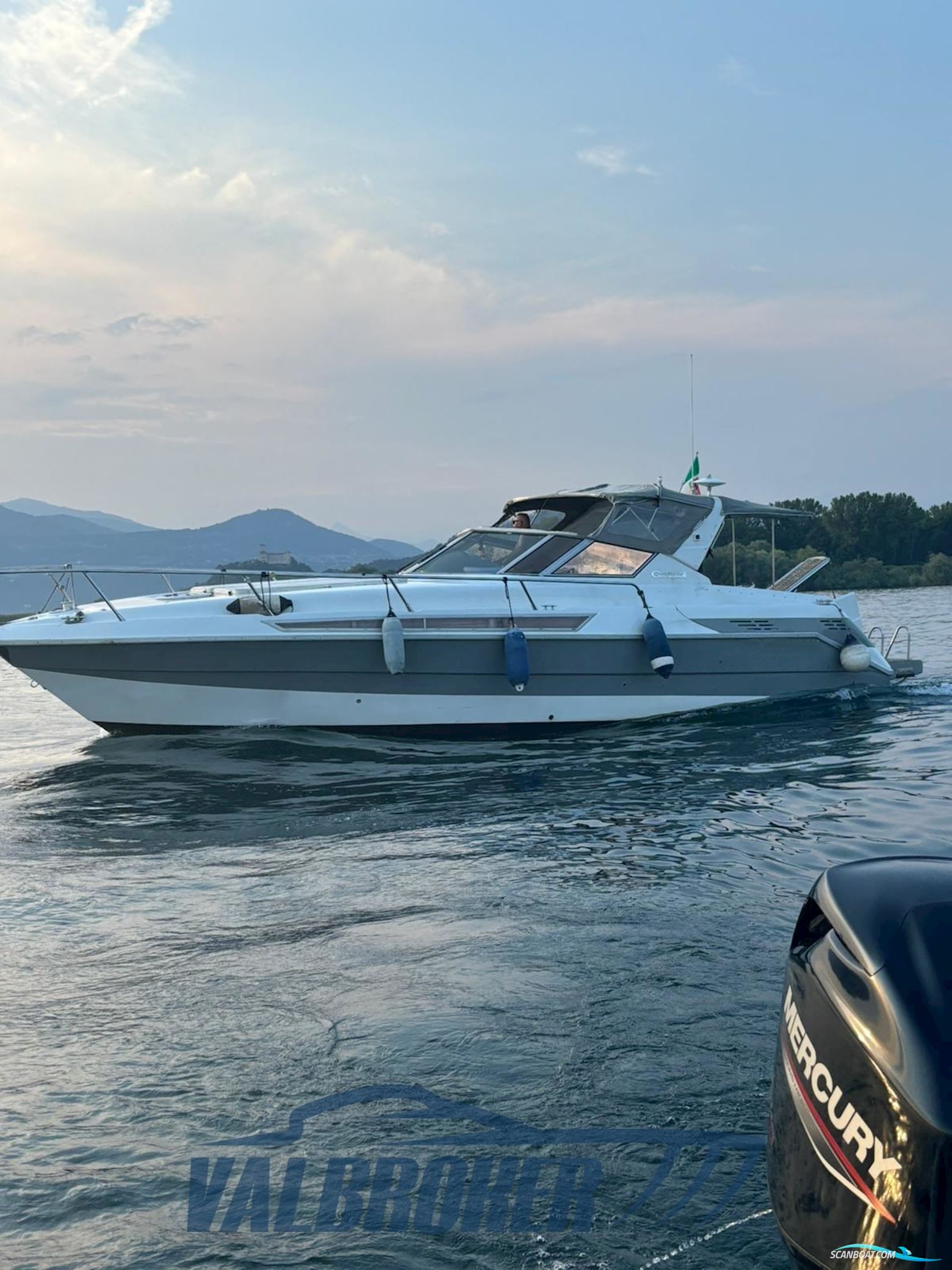 Gobbi 34 Sport Motorbåd 1990, med Volvo Penta Aqad41 motor, Italien