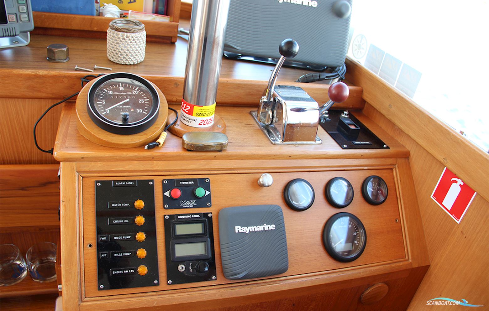 Grand Banks 32