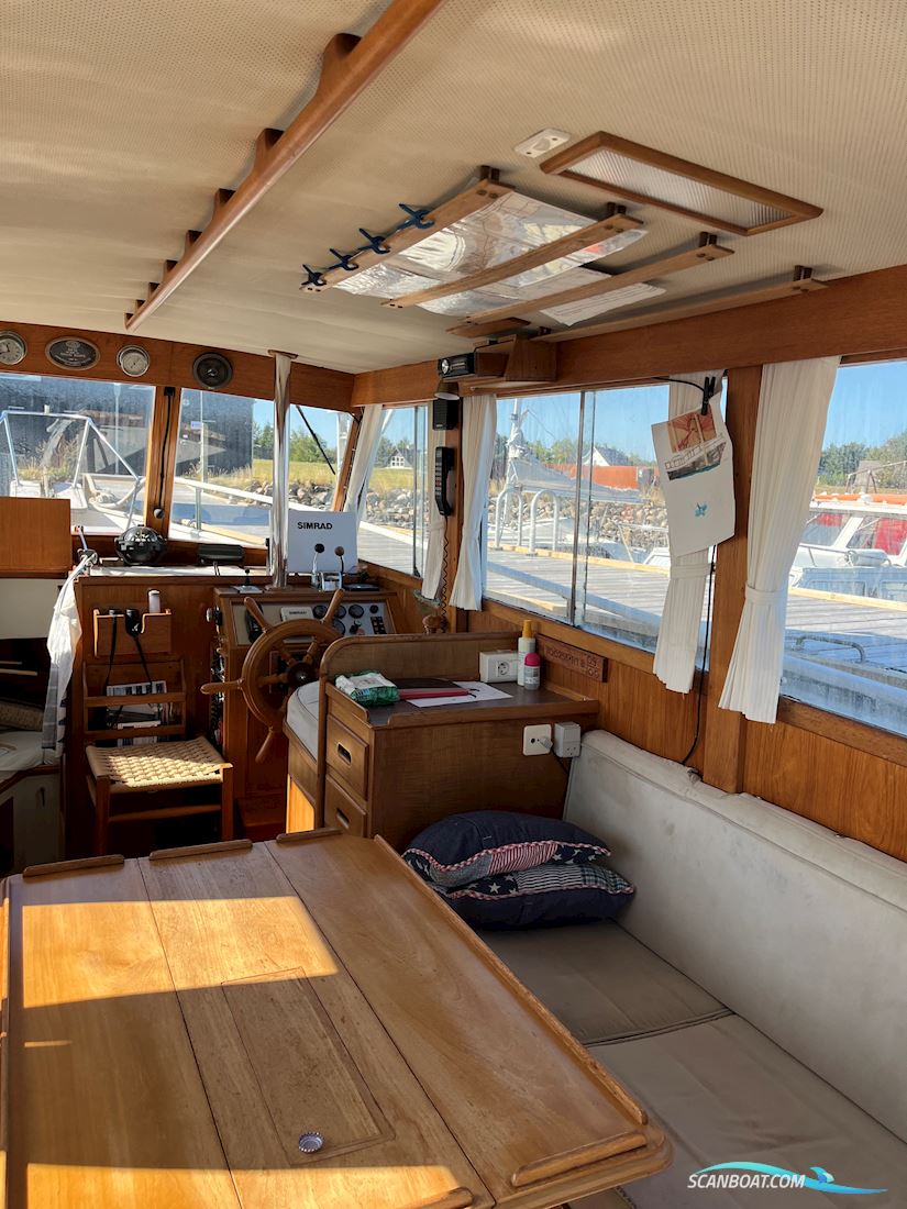 Grand Banks 32