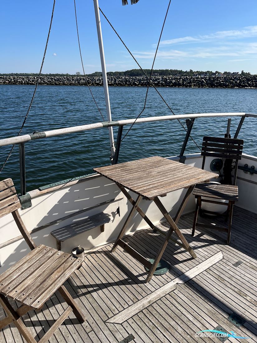 Grand Banks 32