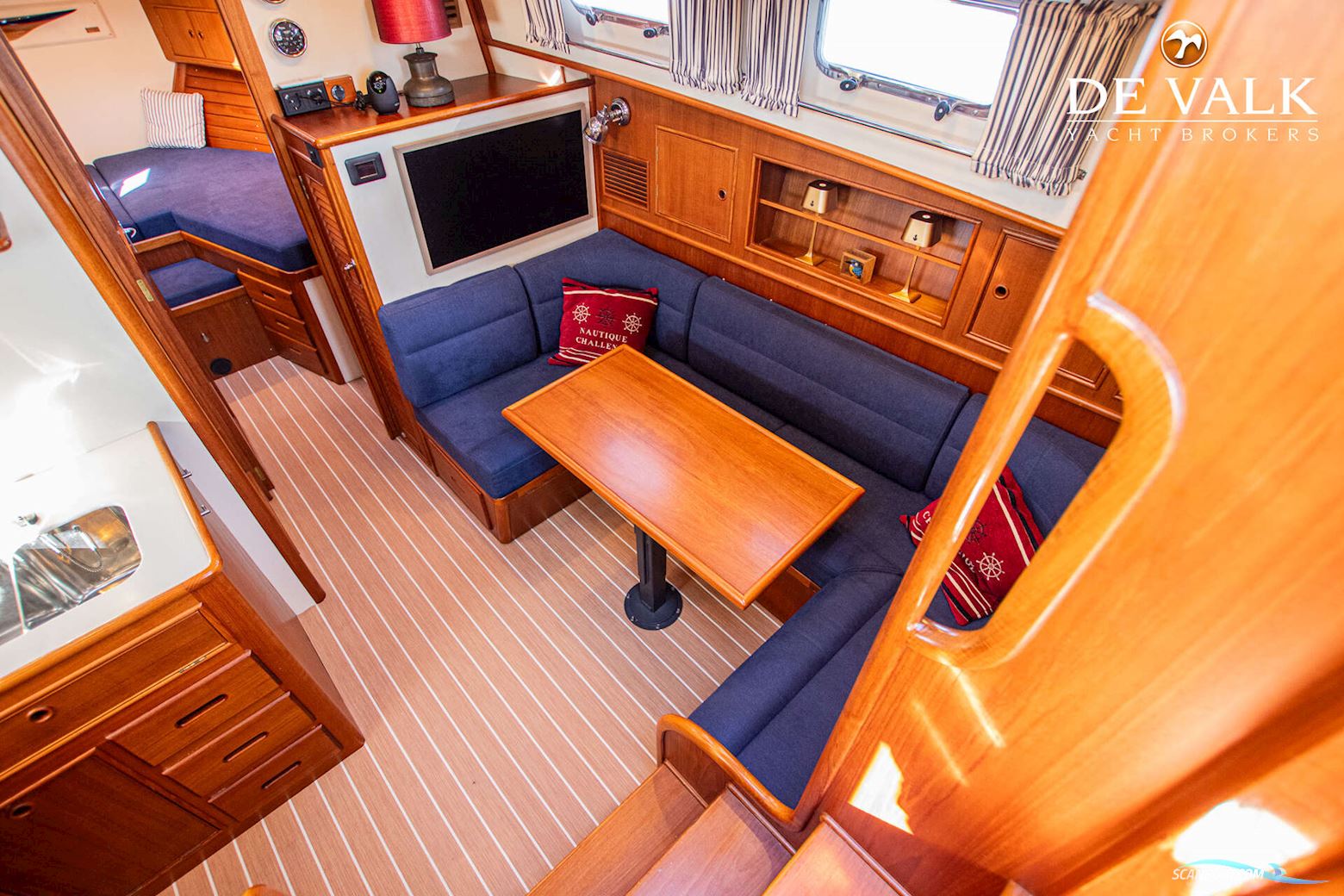 Grand Banks 38 Eastbay EX