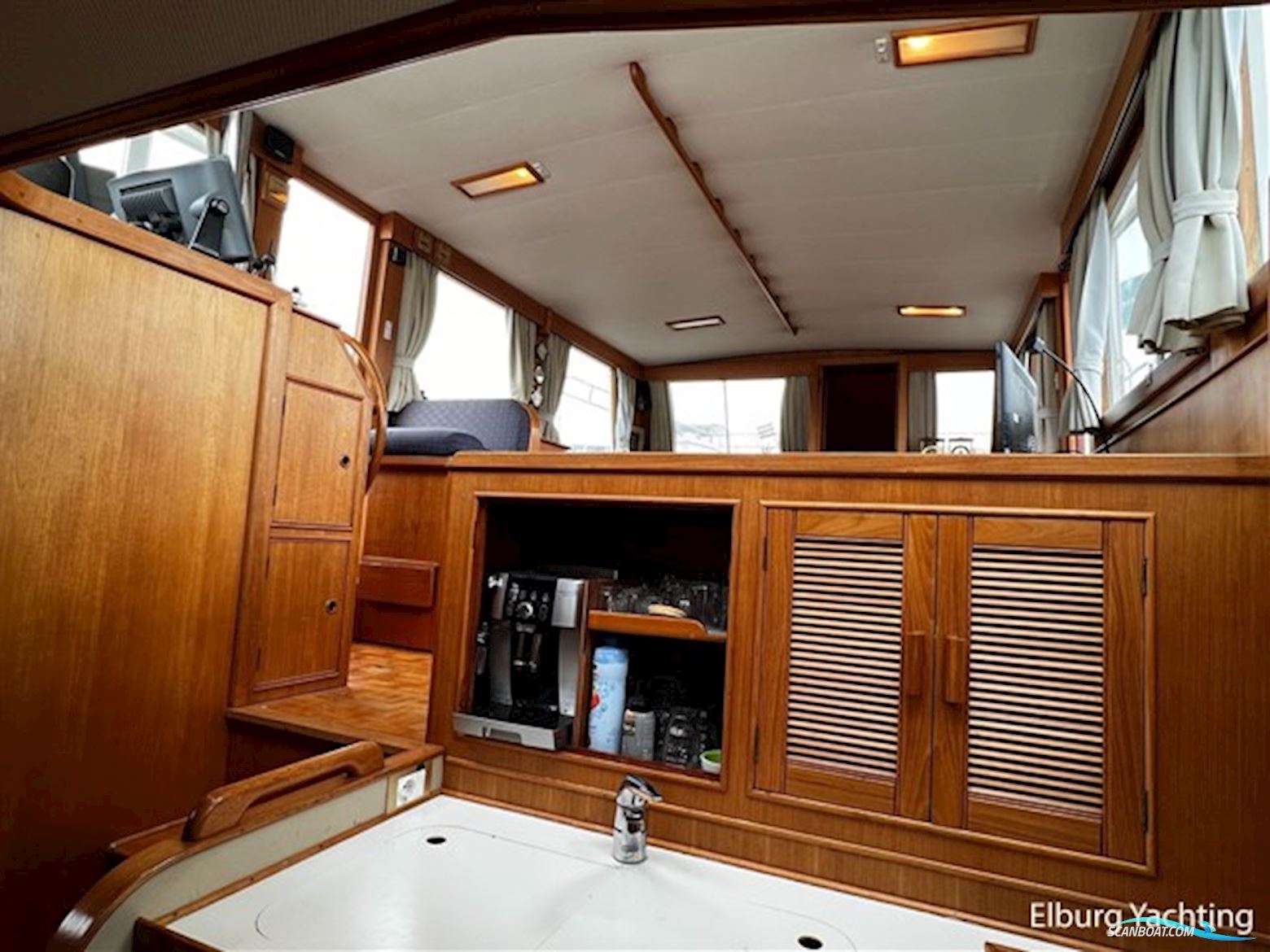 Grand Banks 42 - Motoryacht 