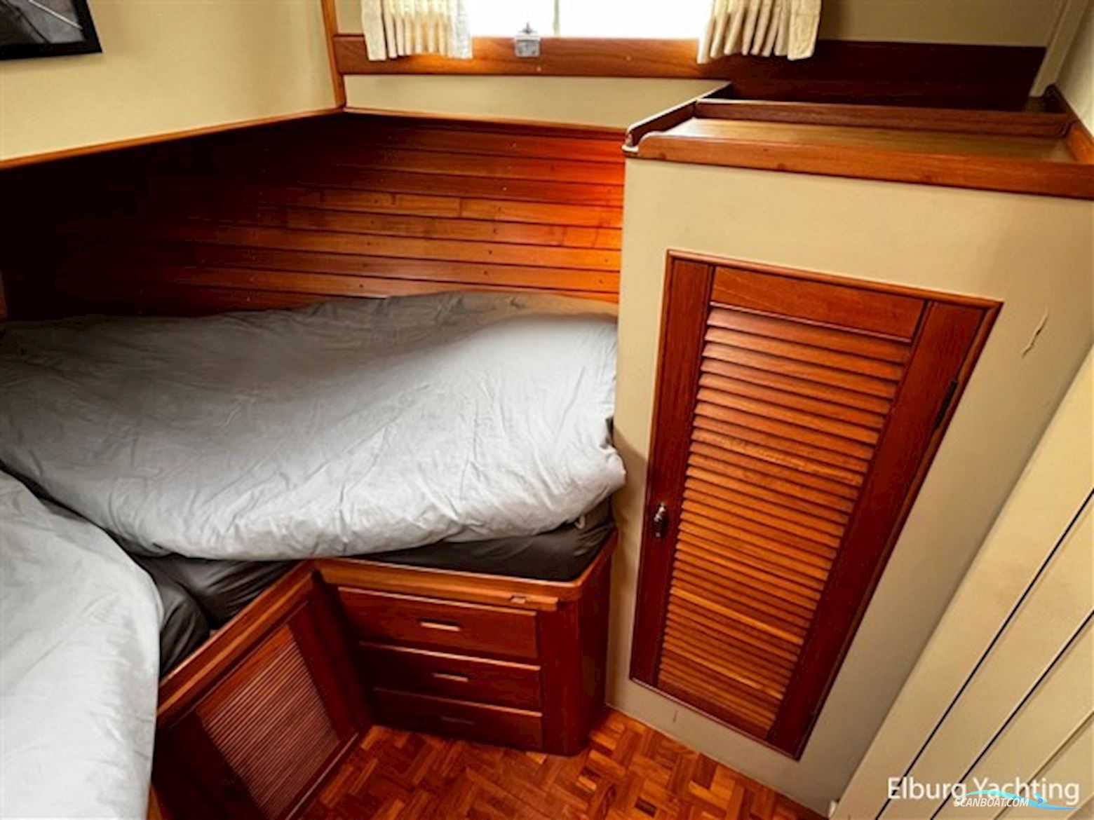 Grand Banks 42 - Motoryacht 