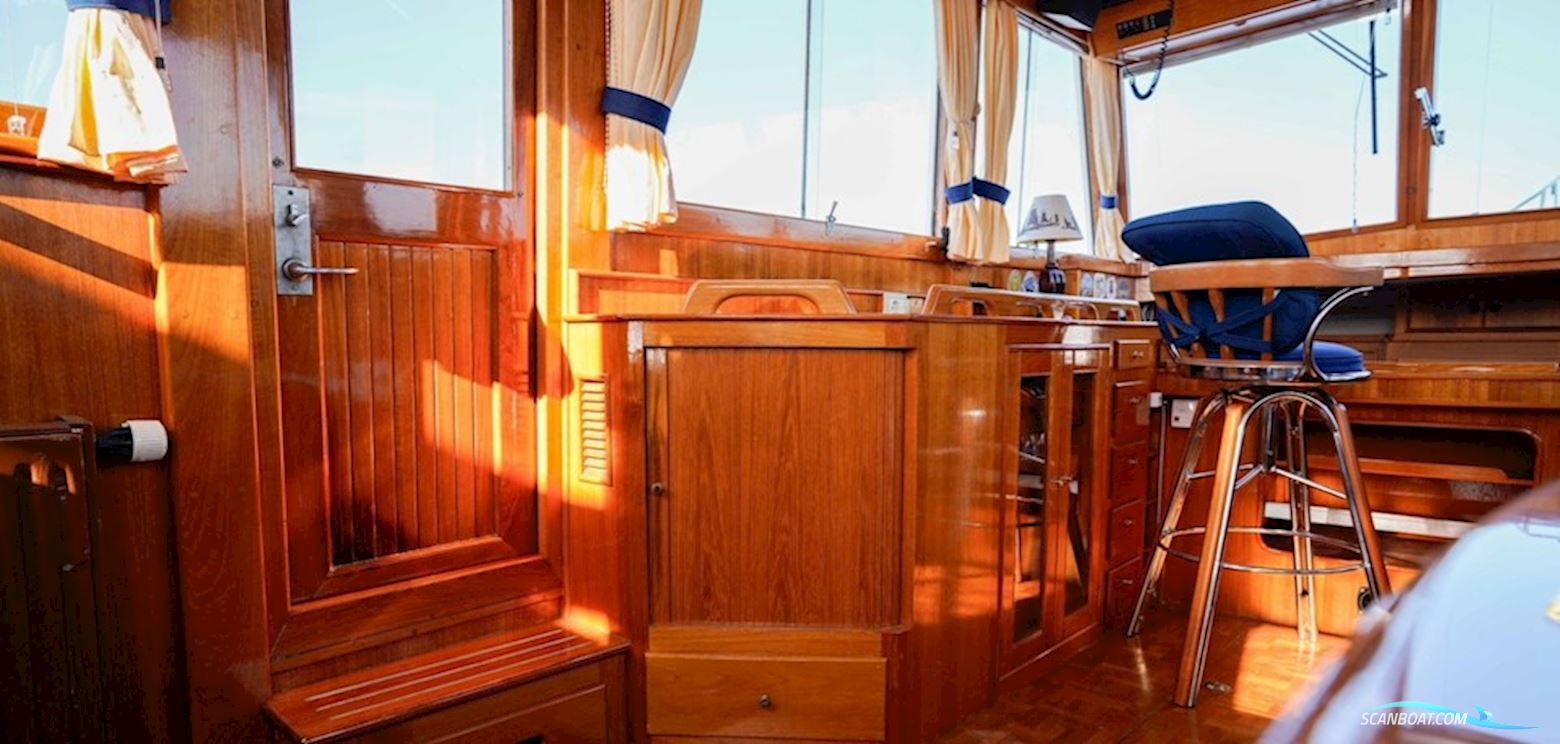 Grand Banks 42 Motoryacht