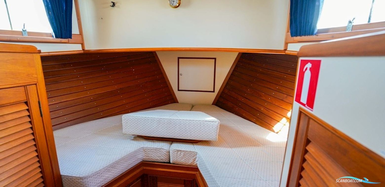 Grand Banks 42 Motoryacht
