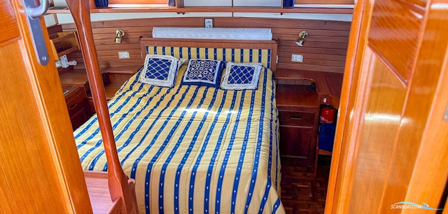 Grand Banks 42 Motoryacht