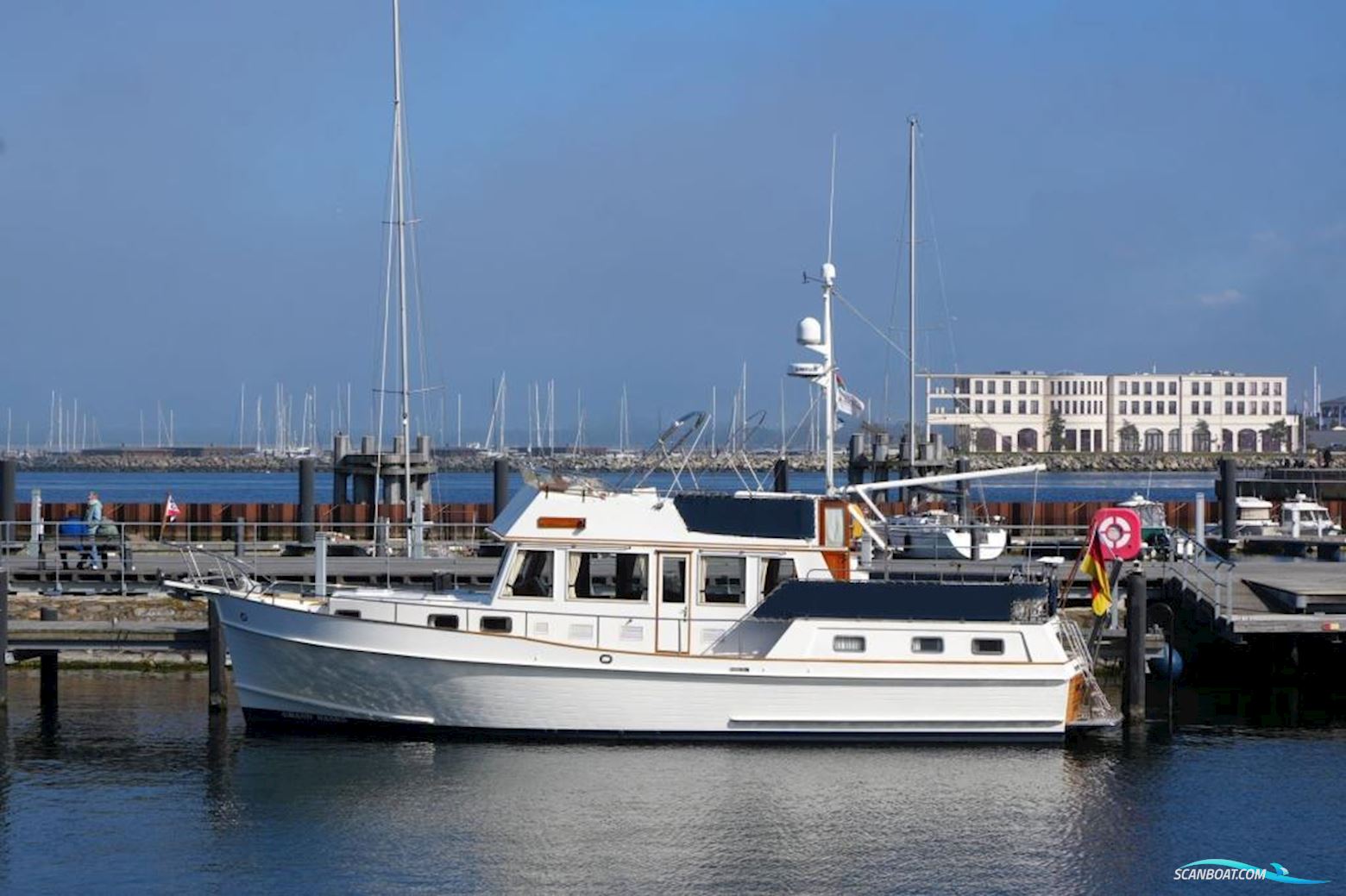 Grand Banks 46 Motor Yacht
