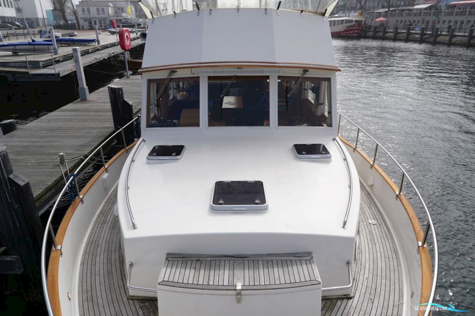 Grand Banks 46 Motor Yacht