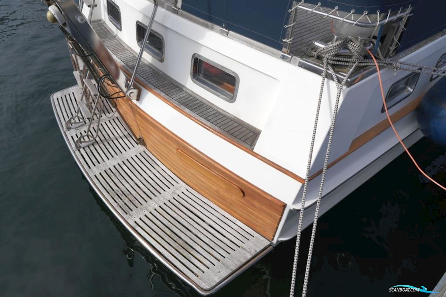 Grand Banks 46 Motor Yacht