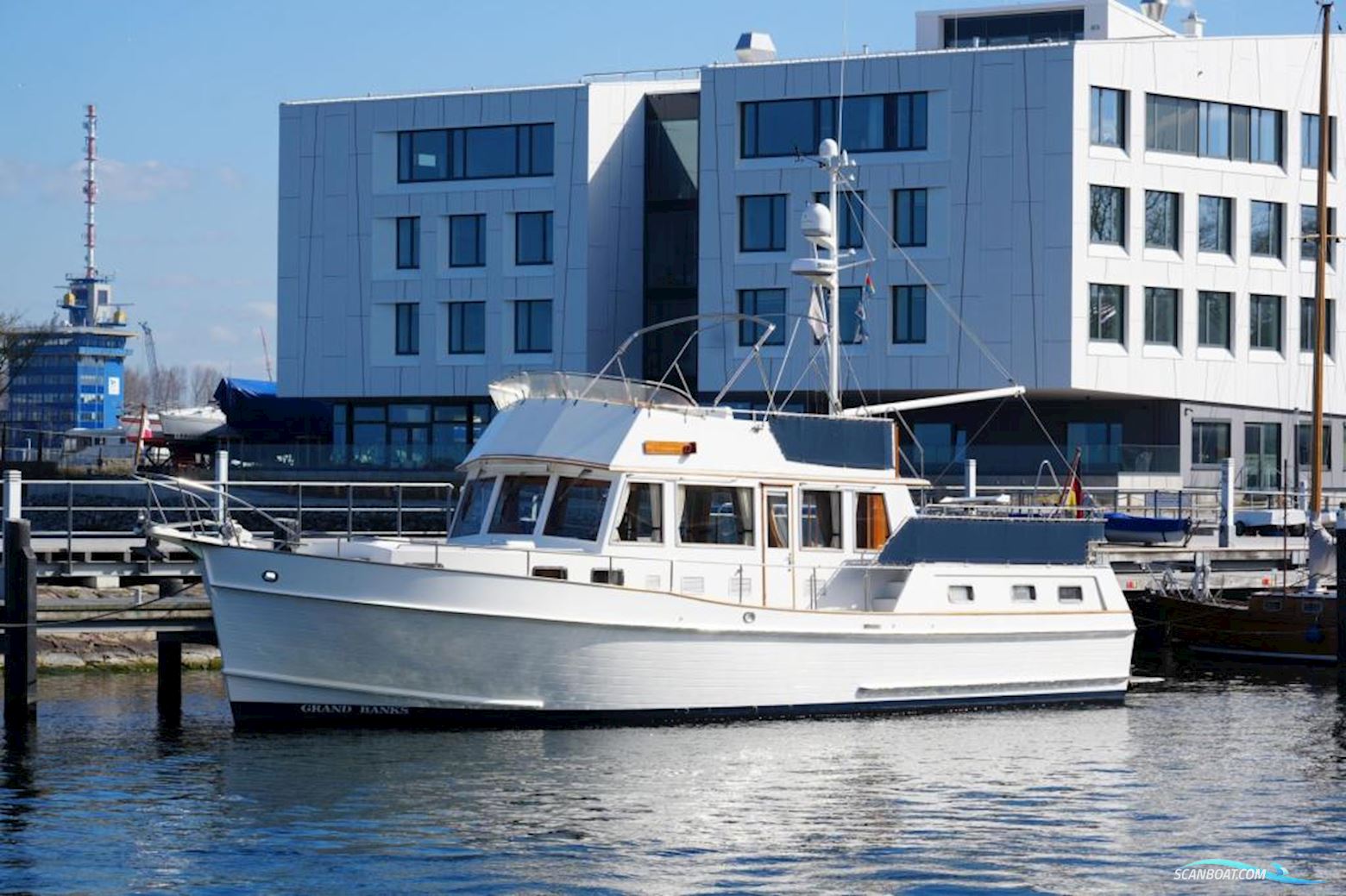 Grand Banks 46 Motor Yacht Motorbåd 1997, med CATERPILLAR 3208 TA motor, Tyskland