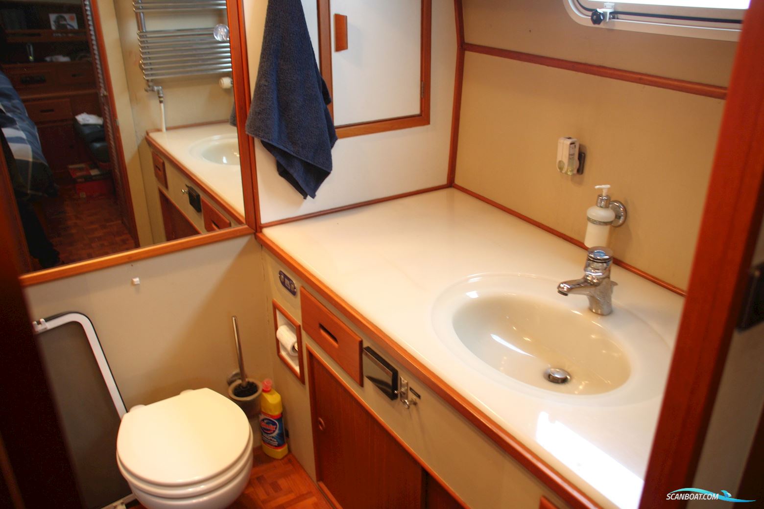 Grand Banks 49 Stabilizers