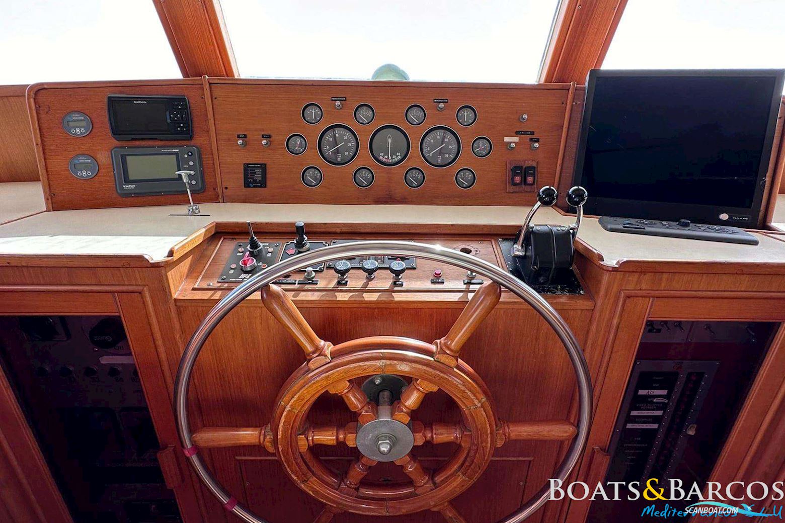 Grand Banks 58