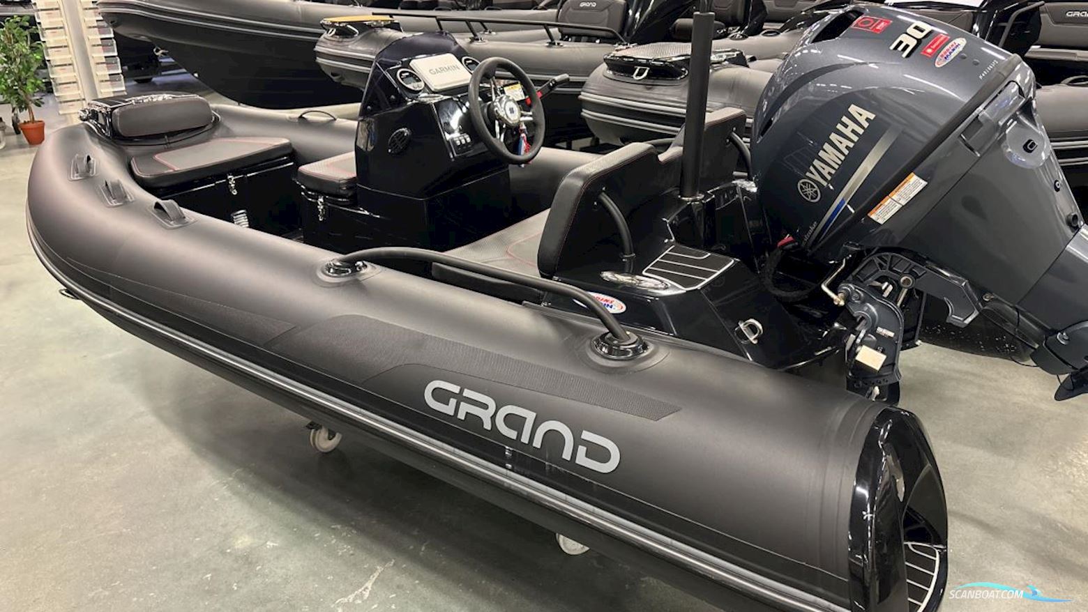 GRAND G380