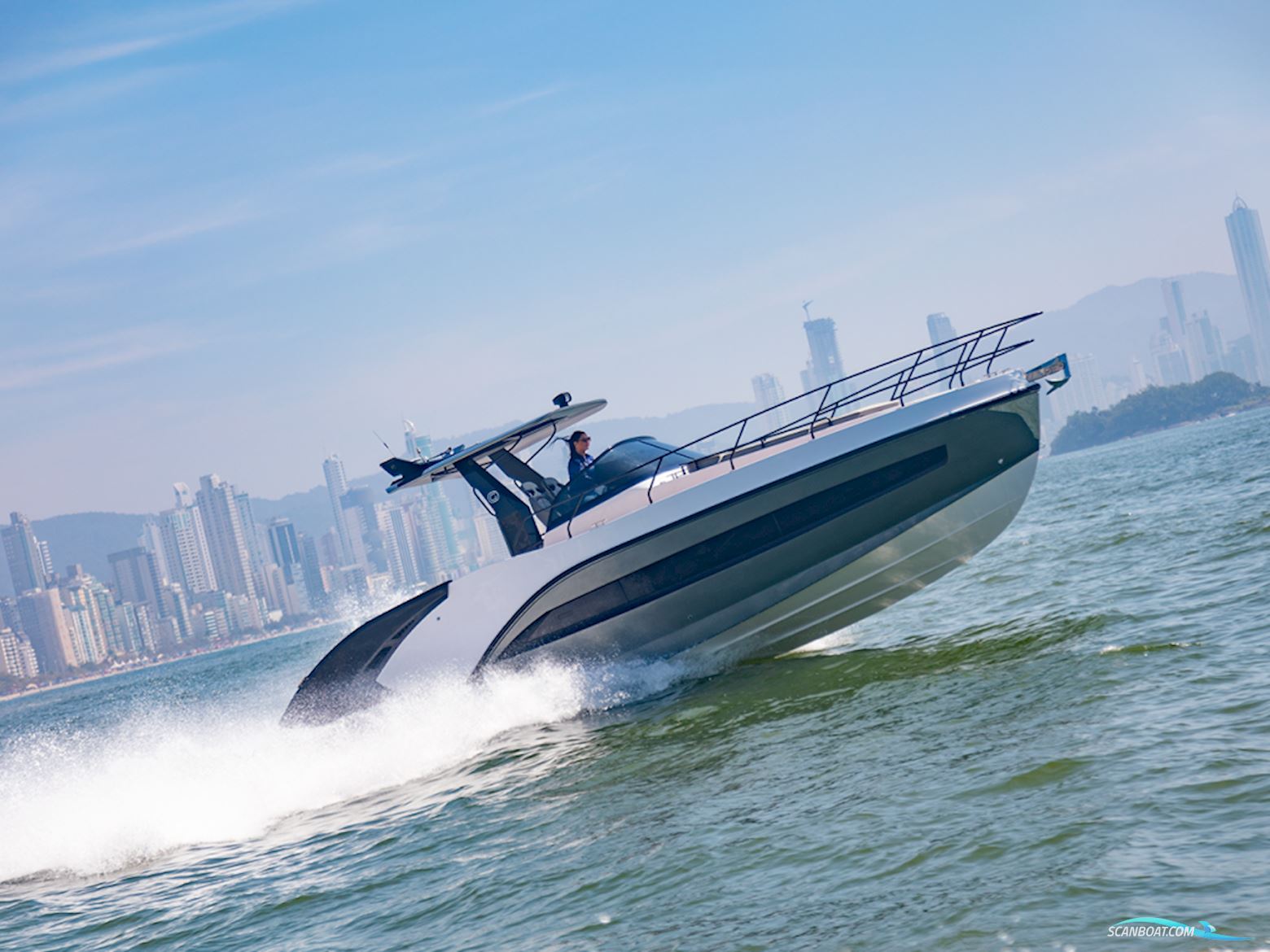 Grand Ocean  37 Motorbåd 2024, med Mercury  motor, Holland