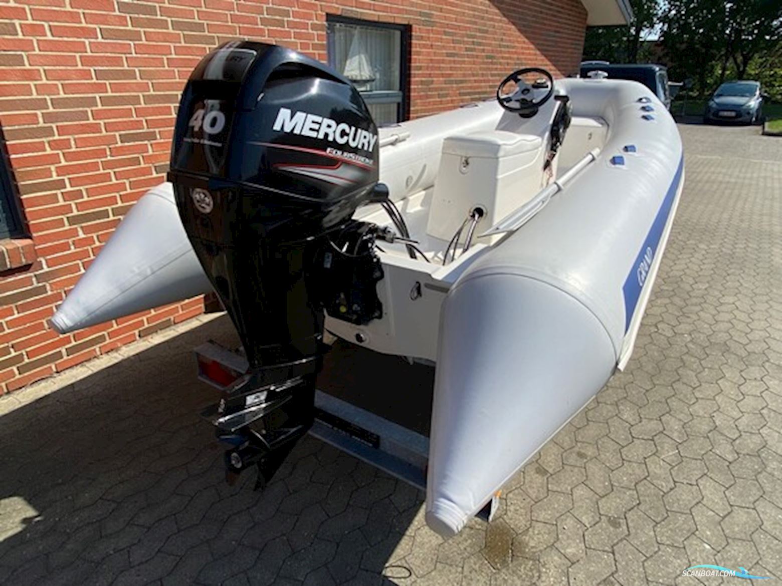 Grand S470 rib m/jockeypult m/Mercury F40 hk EFI og Scandic trailer
