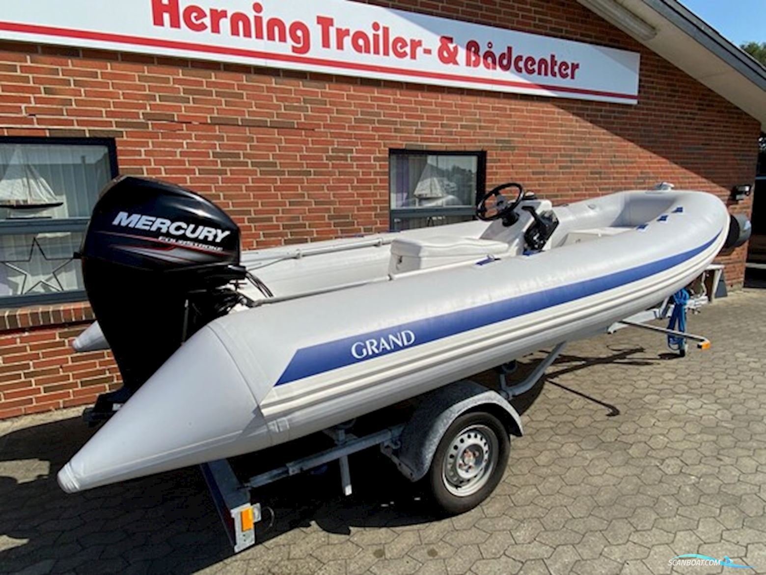 Grand S470 rib m/jockeypult m/Mercury F40 hk EFI og Scandic trailer