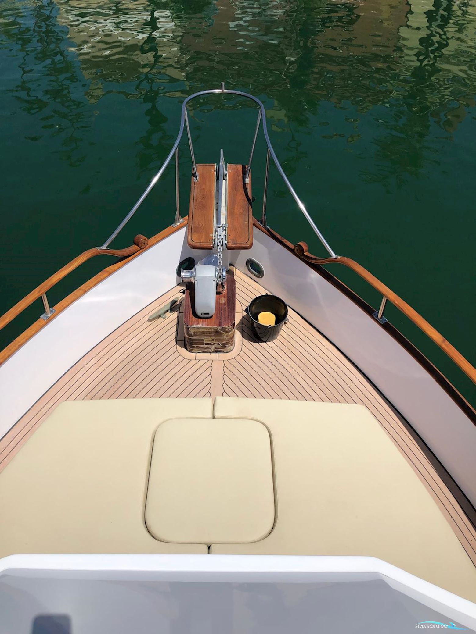 Grandbanks 42 Classic