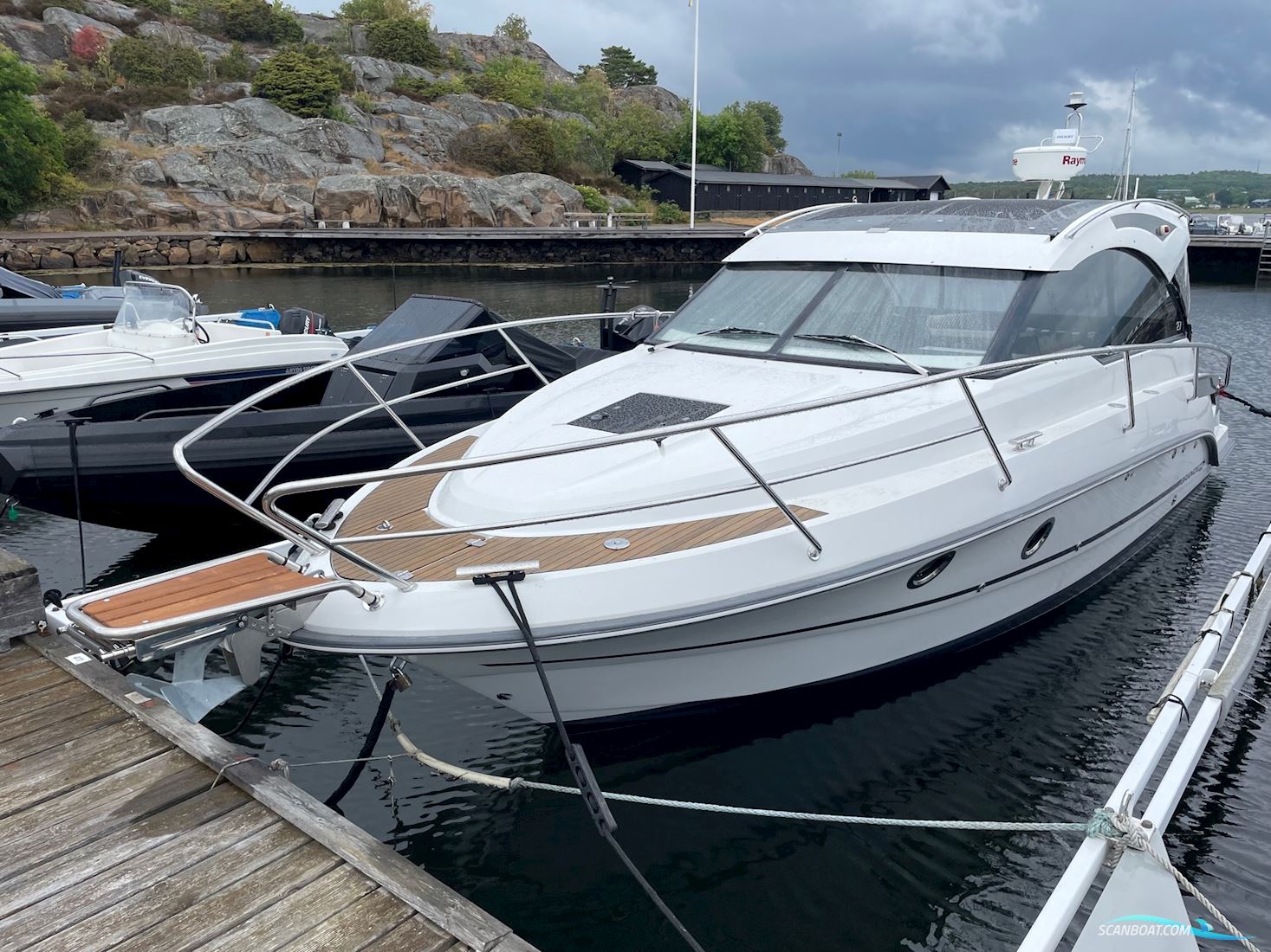 Grandezza 27 OC Motorbåd 2015, med Volvo Penta D4 - 260 motor, Sverige