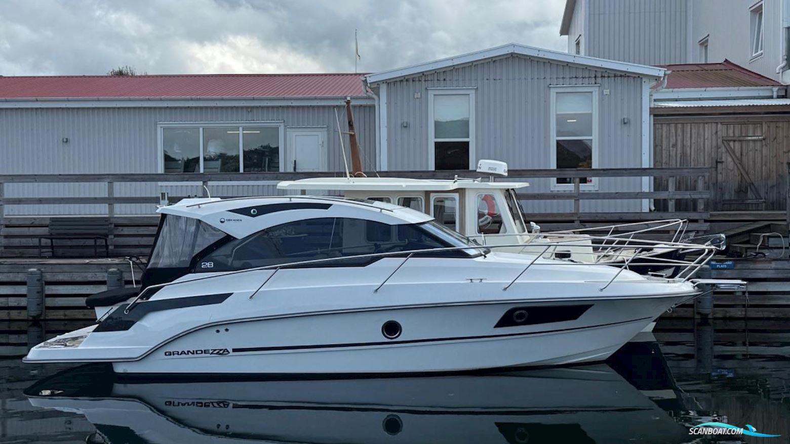 Grandezza 28 OC Motorbåd 2022, med Mercruiser motor, Sverige
