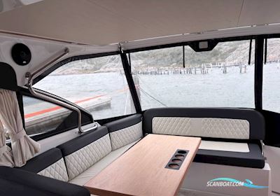 Grandezza 34 OC Motorbåd 2020, med Volvo Penta D6 - 380 motor, Sverige