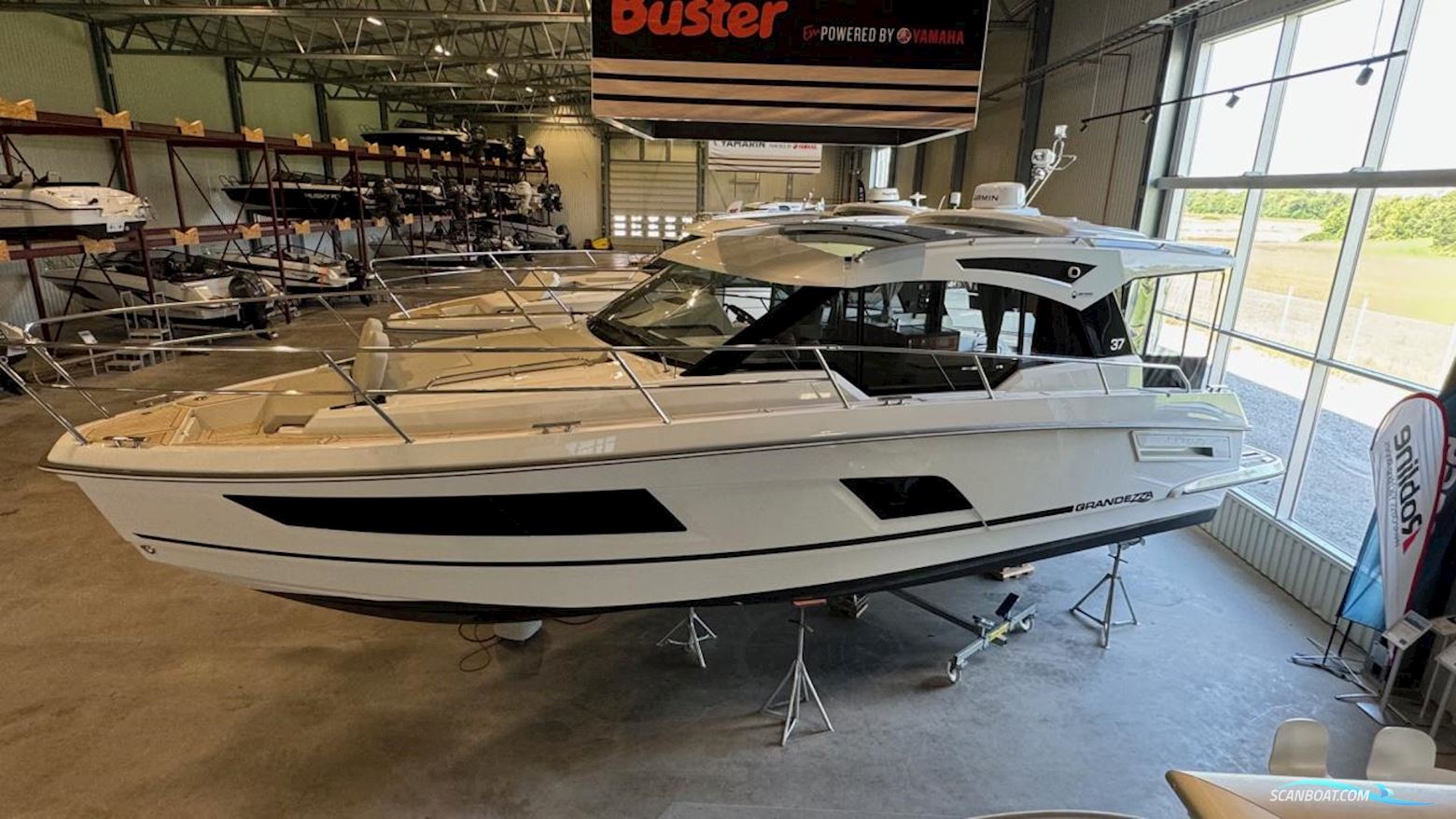 Grandezza 37 CA Motorbåd 2025, med 2 x Volvo Penta motor, Sverige