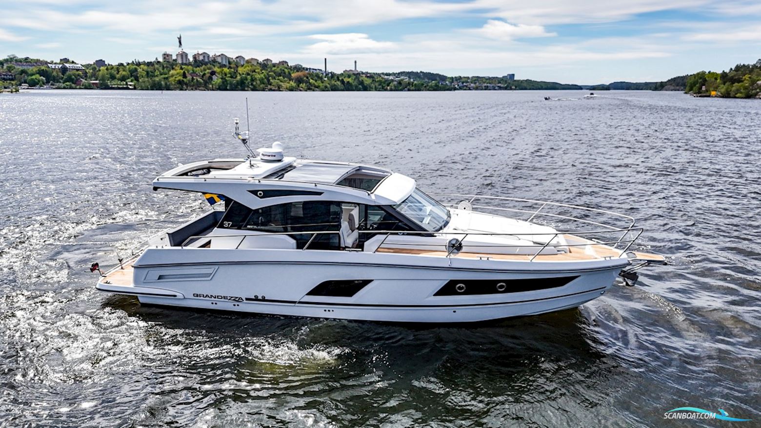 Grandezza 37 CA Motorbåd 2020, med Volvo Penta motor, Sverige