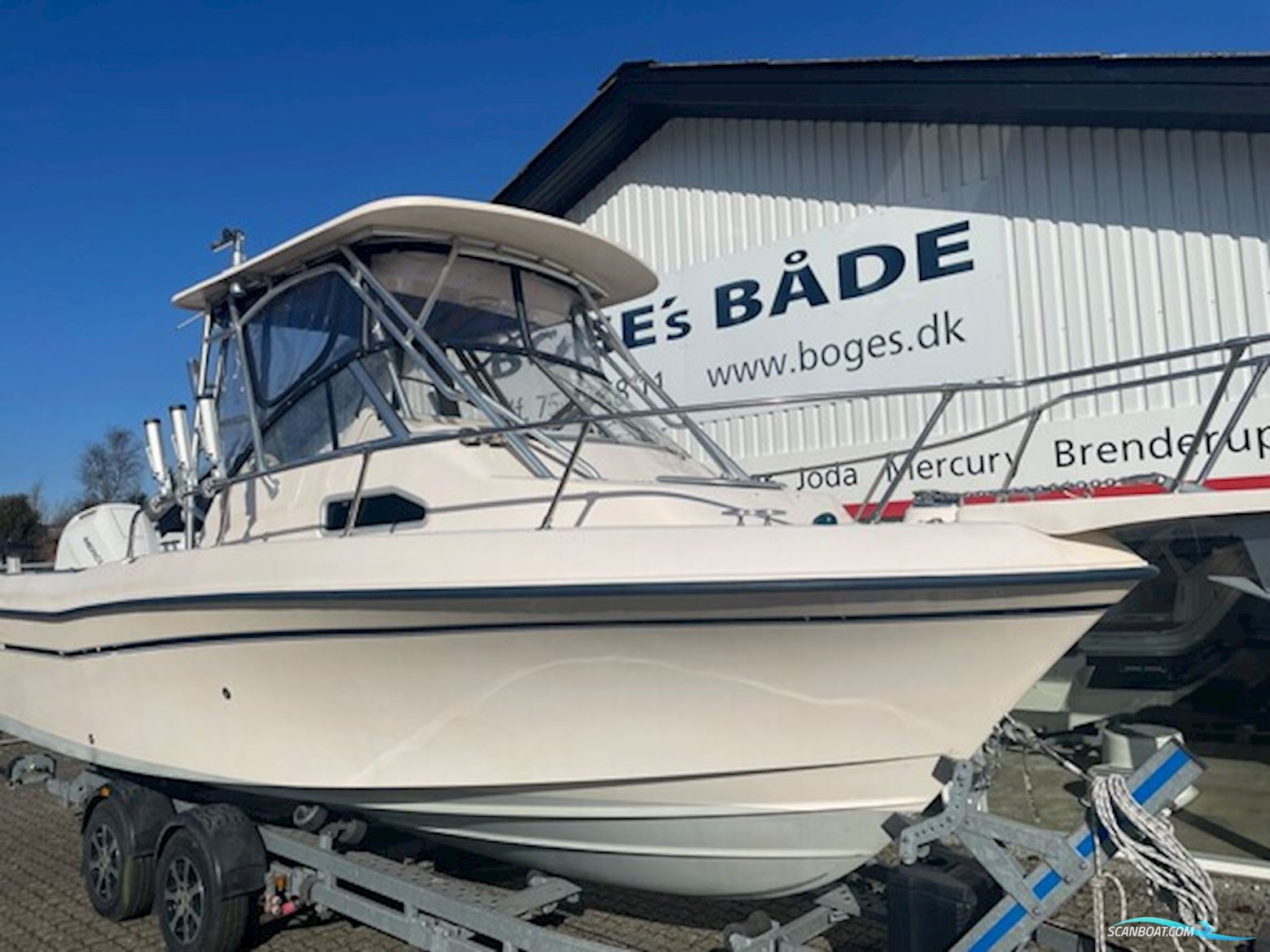 Grandy White Gulfstream 232 med ny 400 hk Mercury Verado V10 XL CF