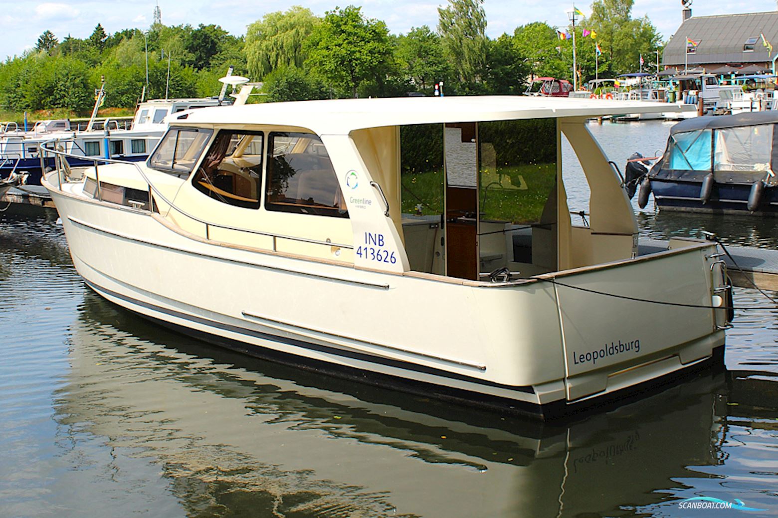 Greenline 33 Hybrid Ready