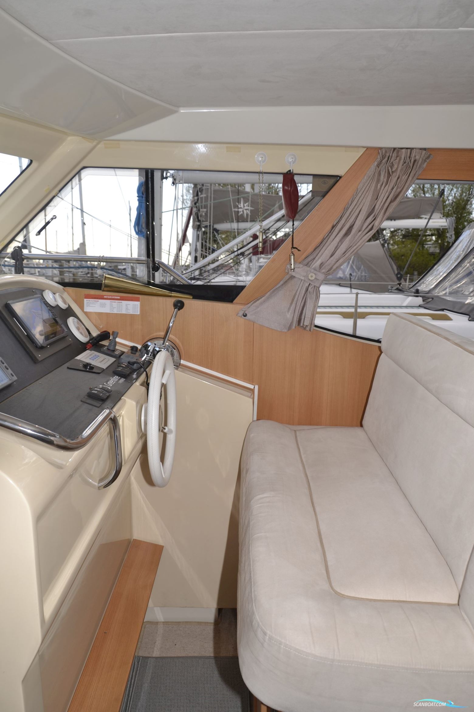 Greenline 33