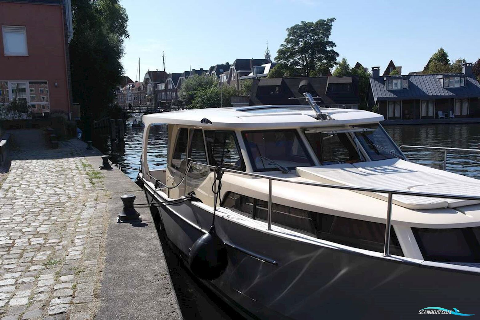 Greenline 33