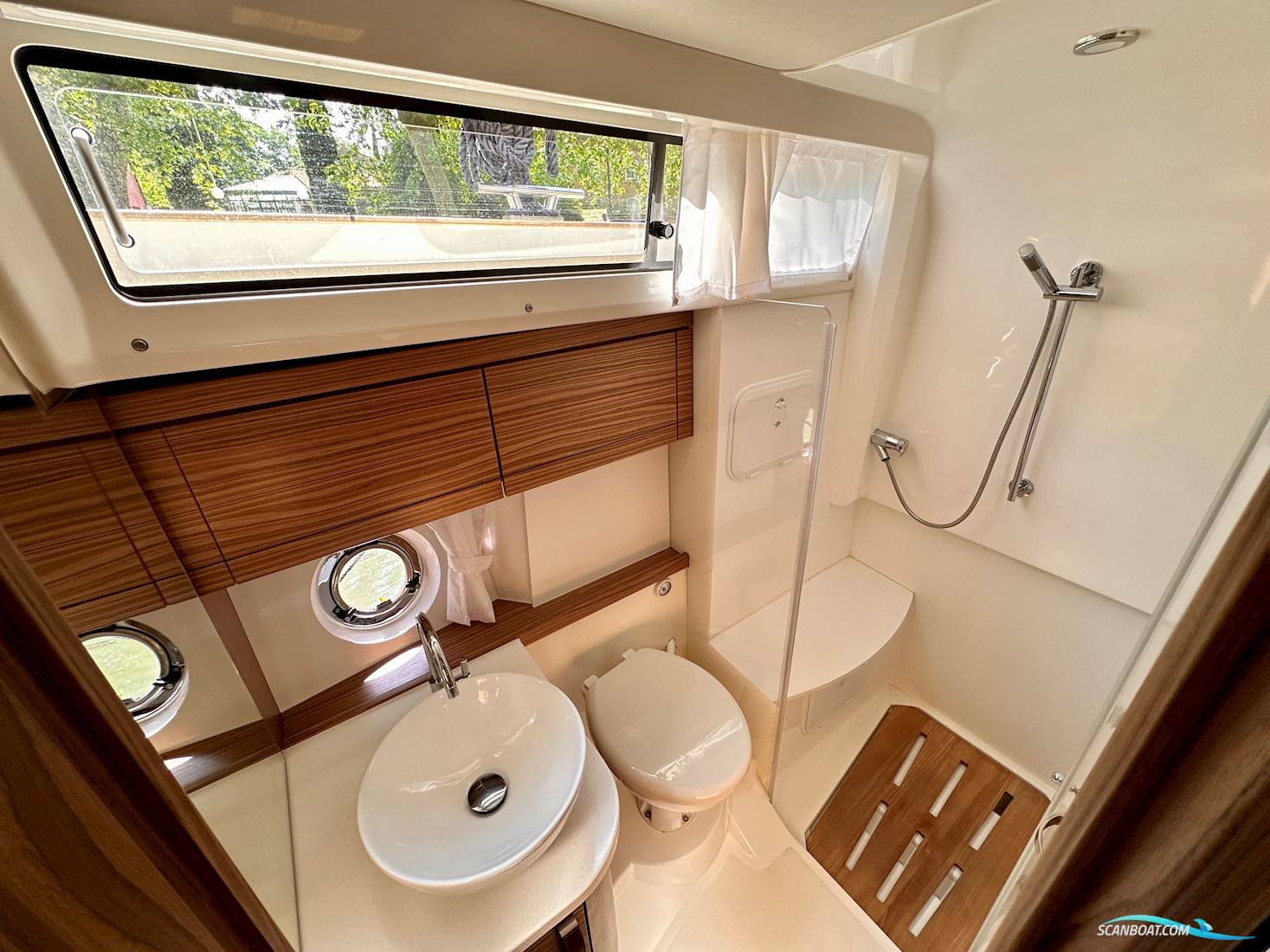 Greenline 40 Hybrid