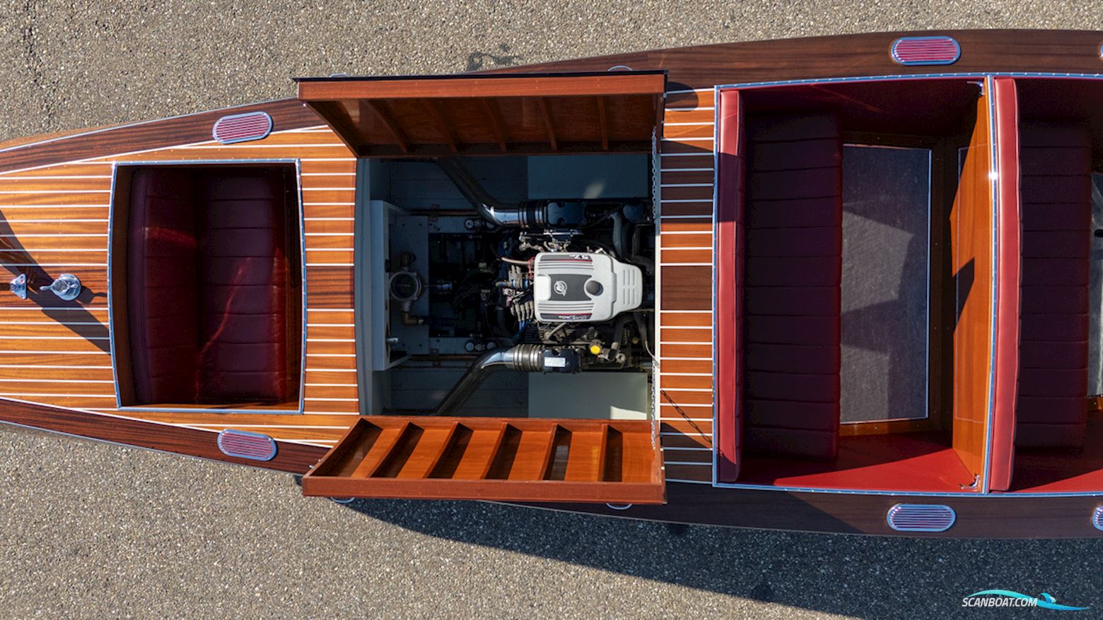 HACKER CRAFT Baby Dolphin