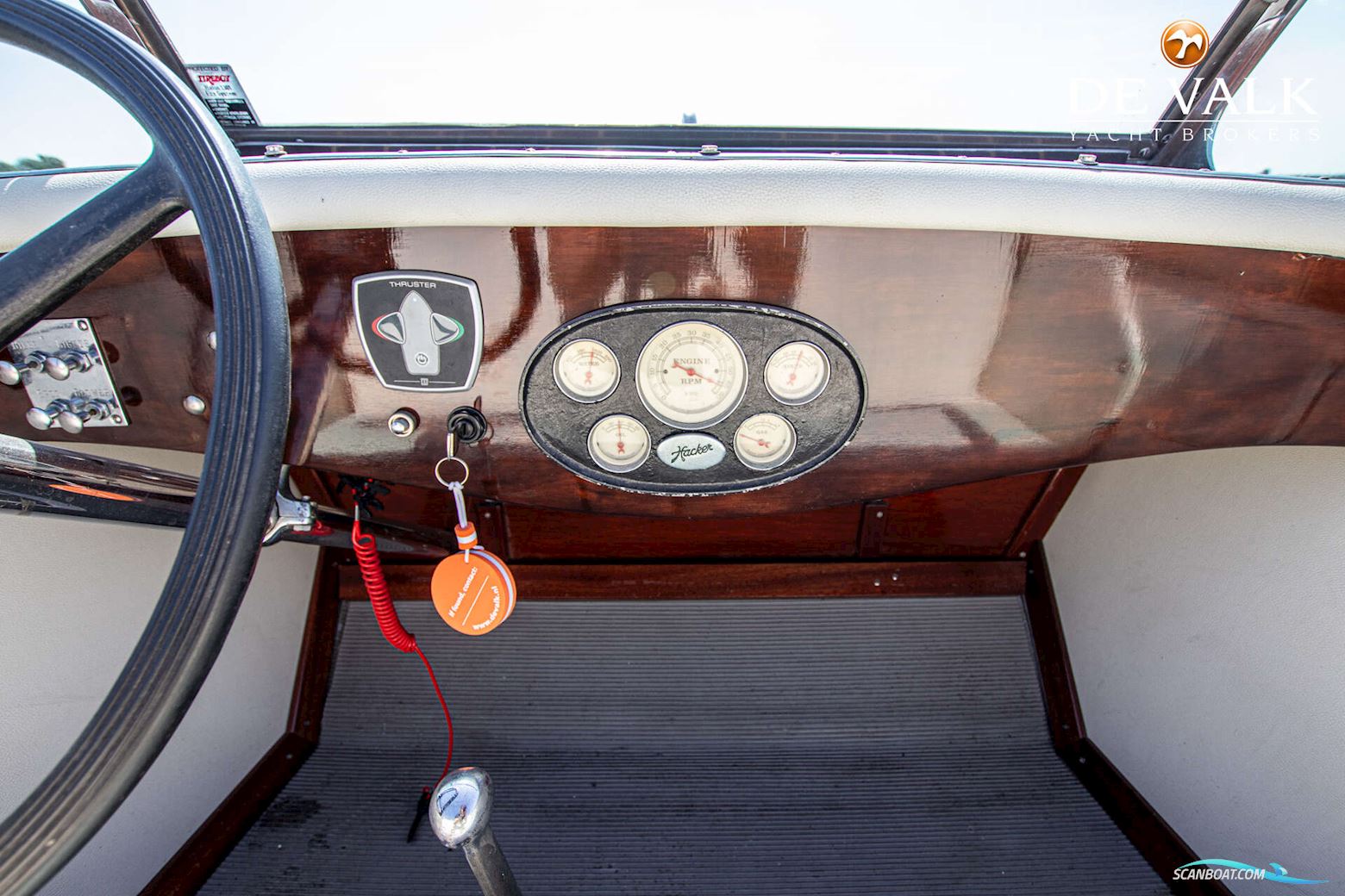 Hacker-Craft Triple Cockpit Runabout